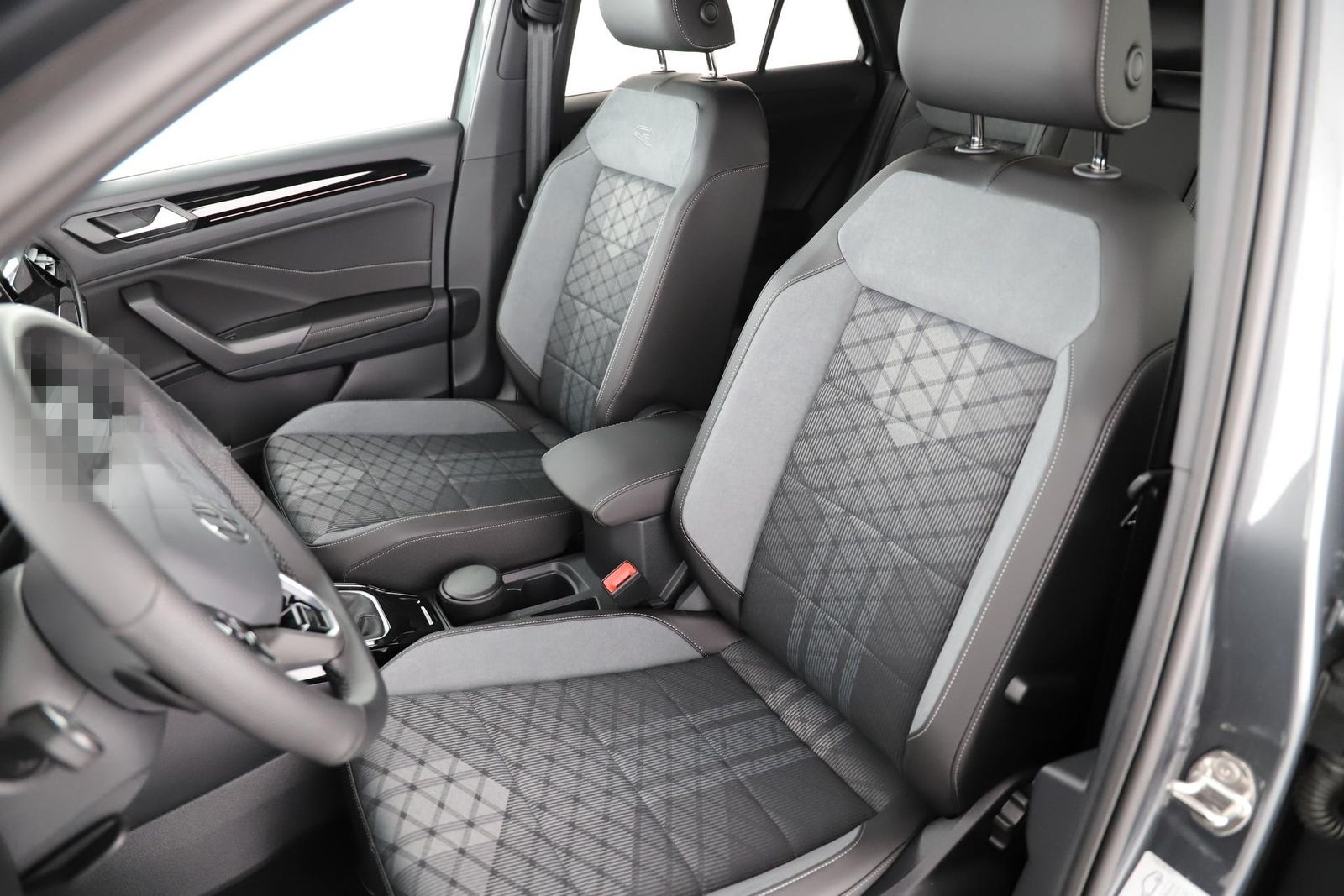 Volkswagen T-Roc R-Line 150PS TSI DSG - AHK/RFK/App/SHZ/... foto 9