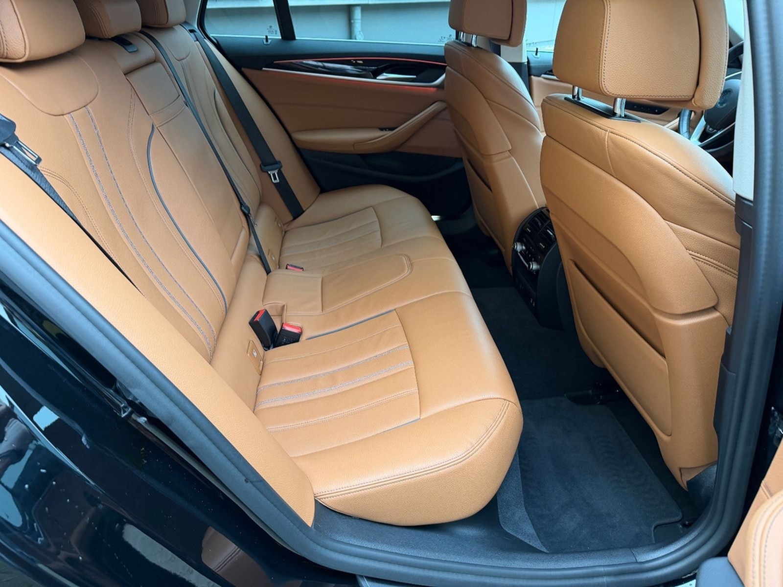 BMW 540 d xDrive Luxury Line KAMERA/LED/SHZ/AHK/* foto 25