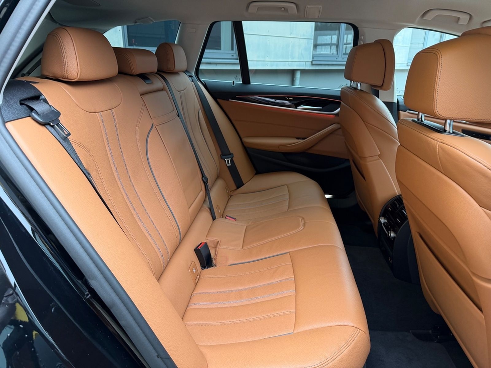 BMW 540 d xDrive Luxury Line KAMERA/LED/SHZ/AHK/* foto 26