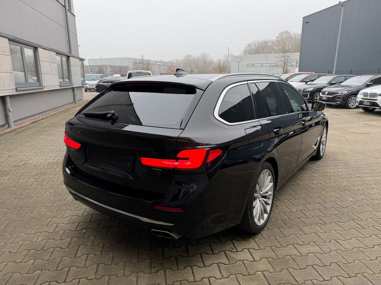 BMW 540 d xDrive Luxury Line KAMERA/LED/SHZ/AHK/* foto 6