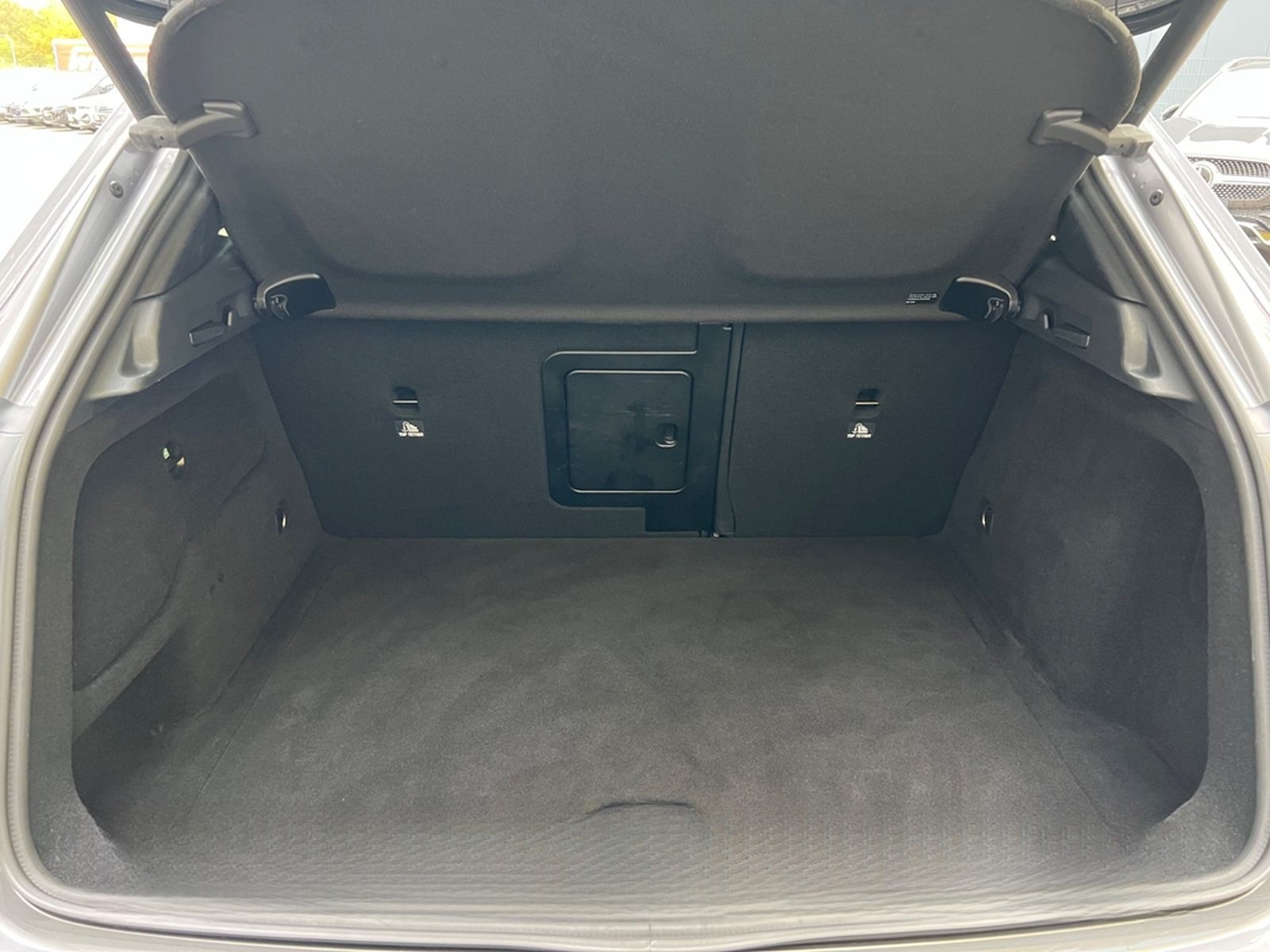 Mercedes-Benz GLA 200 CDI /HARMAN KARDON/8xBEREIFT/MEMORY foto 21