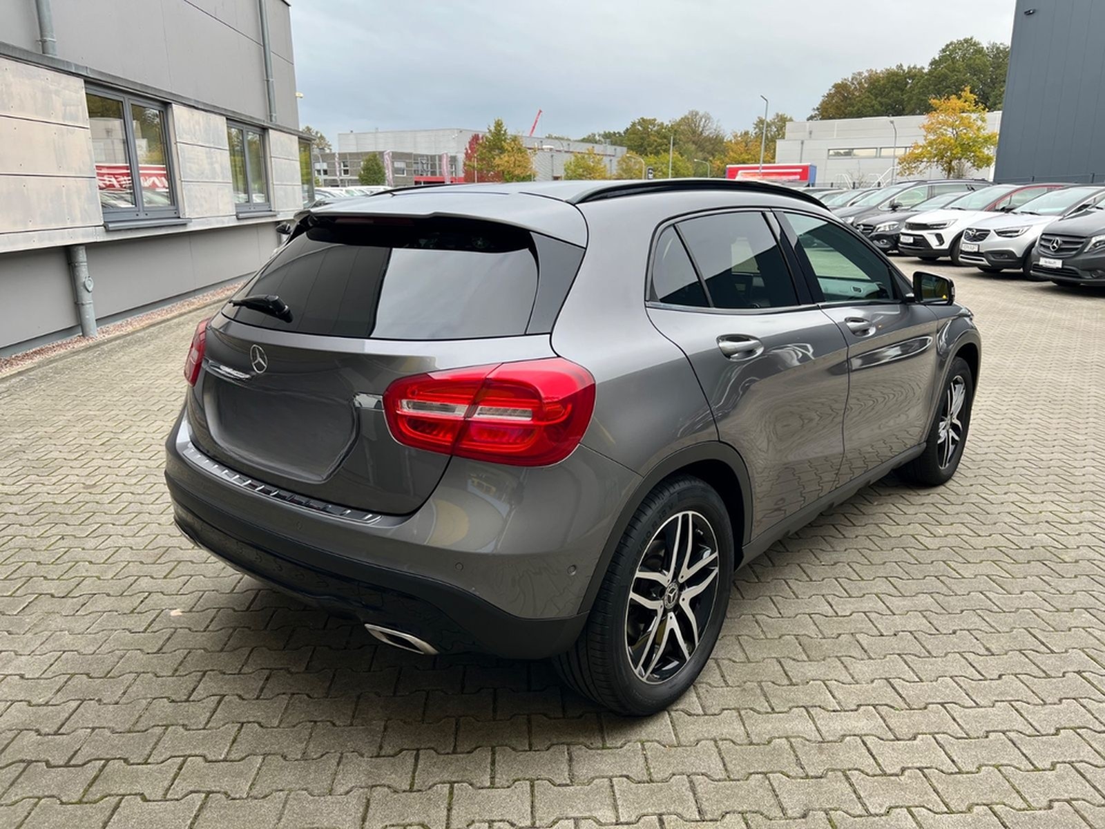 Mercedes-Benz GLA 200 CDI /HARMAN KARDON/8xBEREIFT/MEMORY foto 6