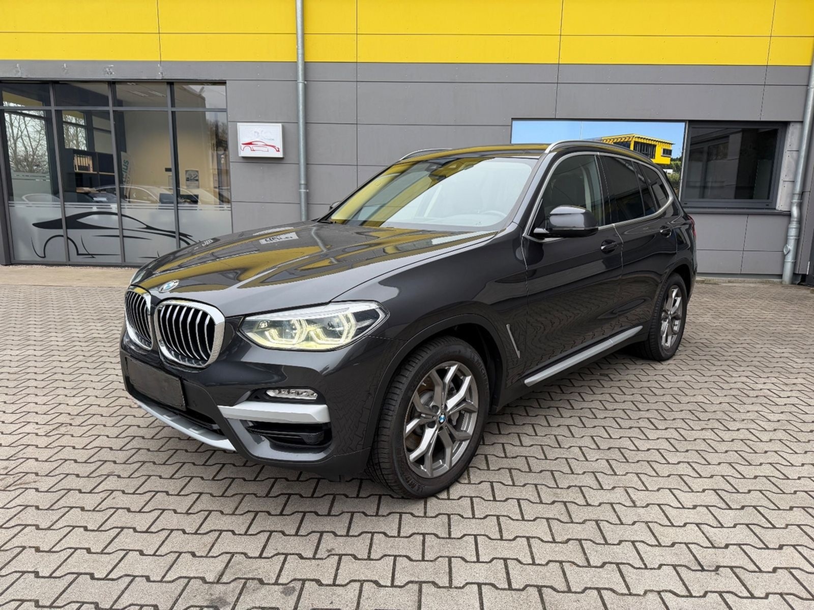 BMW X3 xDrive 30 d xLine LEDER/NAVI/PANO/EURO6* foto 2