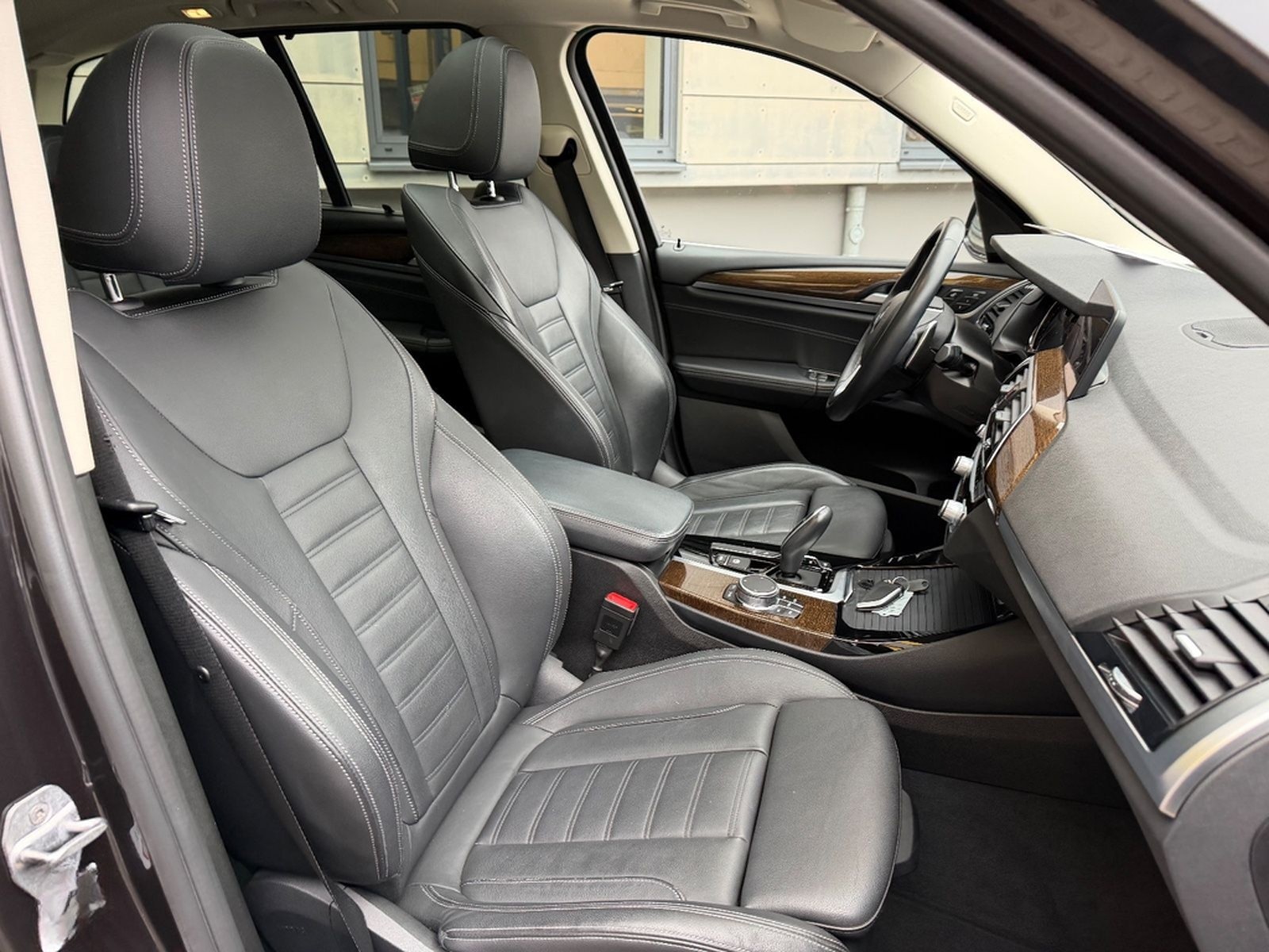 BMW X3 xDrive 30 d xLine LEDER/NAVI/PANO/EURO6* foto 28