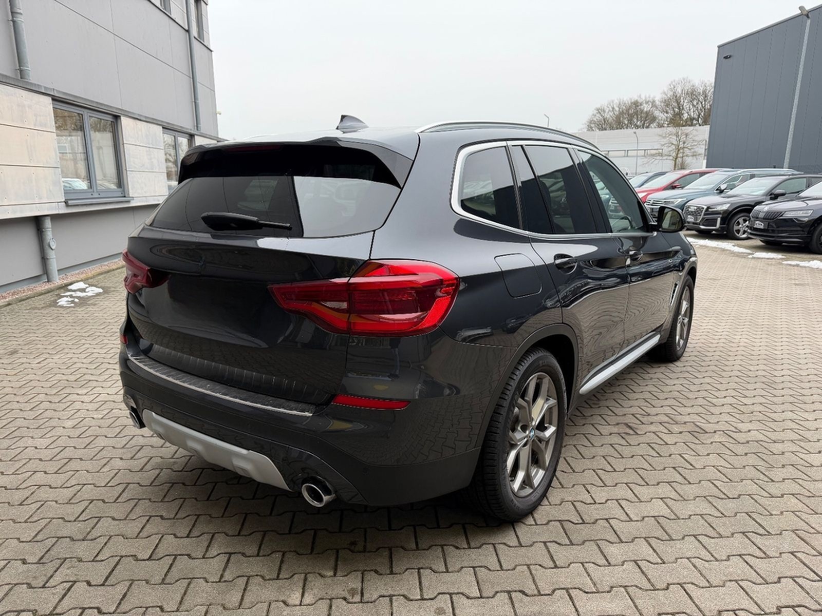 BMW X3 xDrive 30 d xLine LEDER/NAVI/PANO/EURO6* foto 6