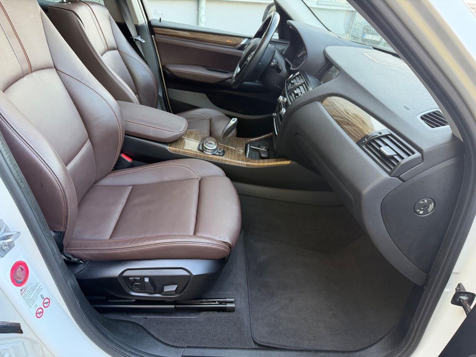 BMW X3 xDrive 35 d LEDER/PANO/SHZ/NAVI/LED/KAMERA* foto 26