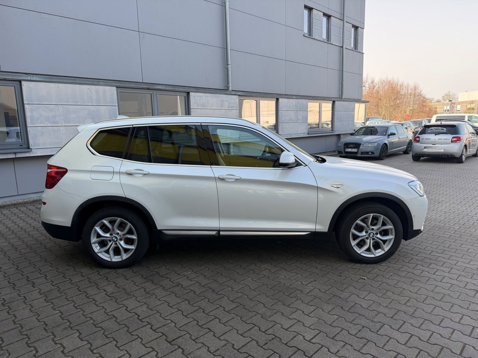 BMW X3 xDrive 35 d LEDER/PANO/SHZ/NAVI/LED/KAMERA* foto 7