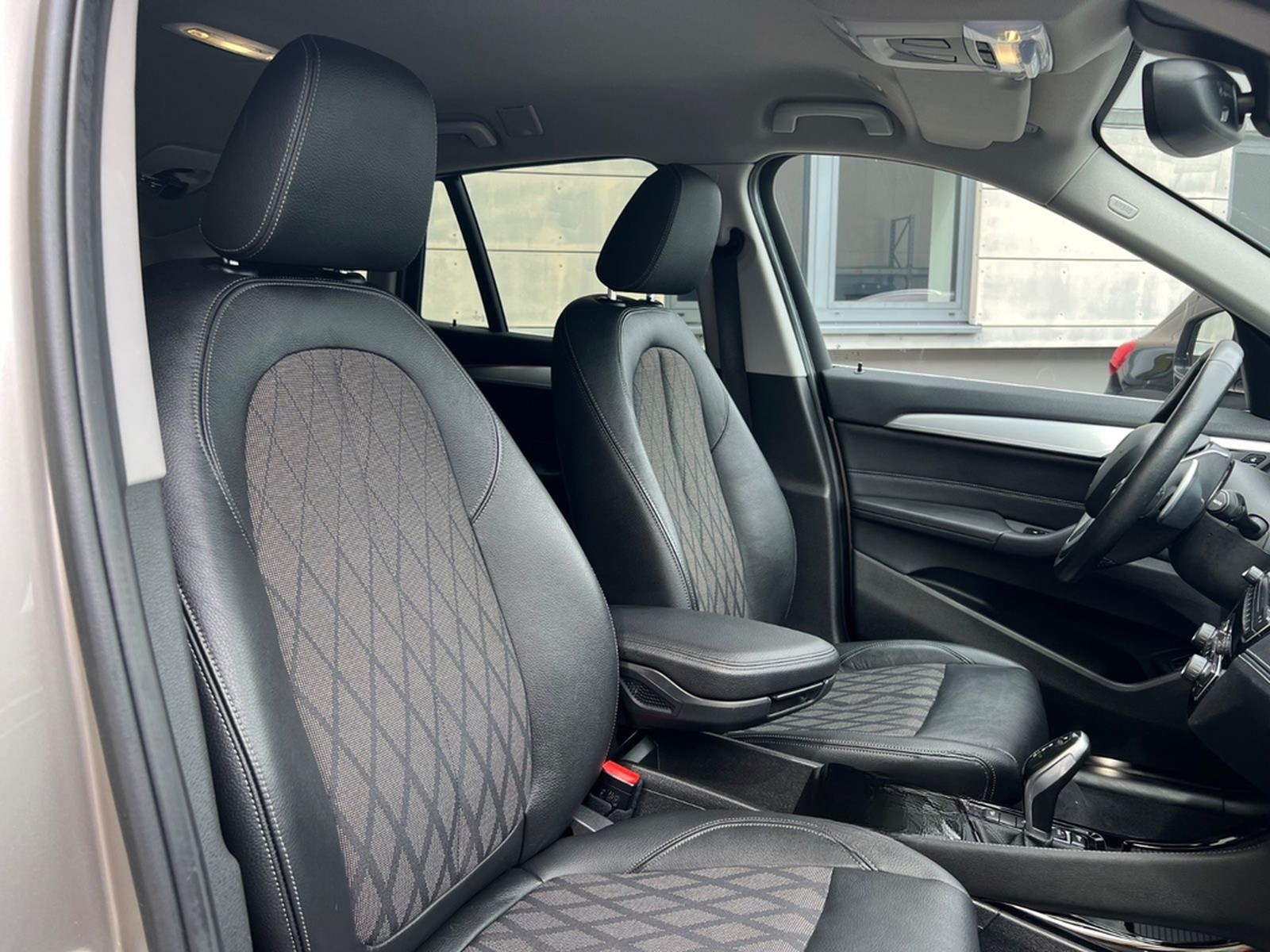 BMW X1 Baureihe X1 xDrive 25/KAMERA/AHK/AUTOMATIK/ foto 27