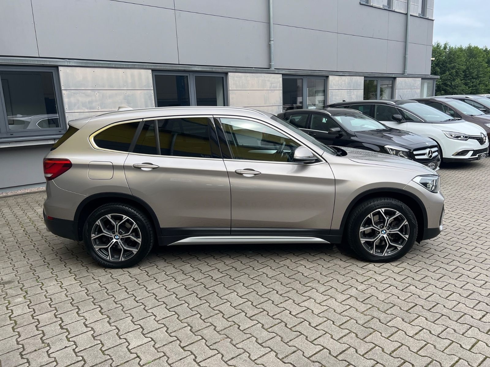 BMW X1 Baureihe X1 xDrive 25/KAMERA/AHK/AUTOMATIK/ foto 7