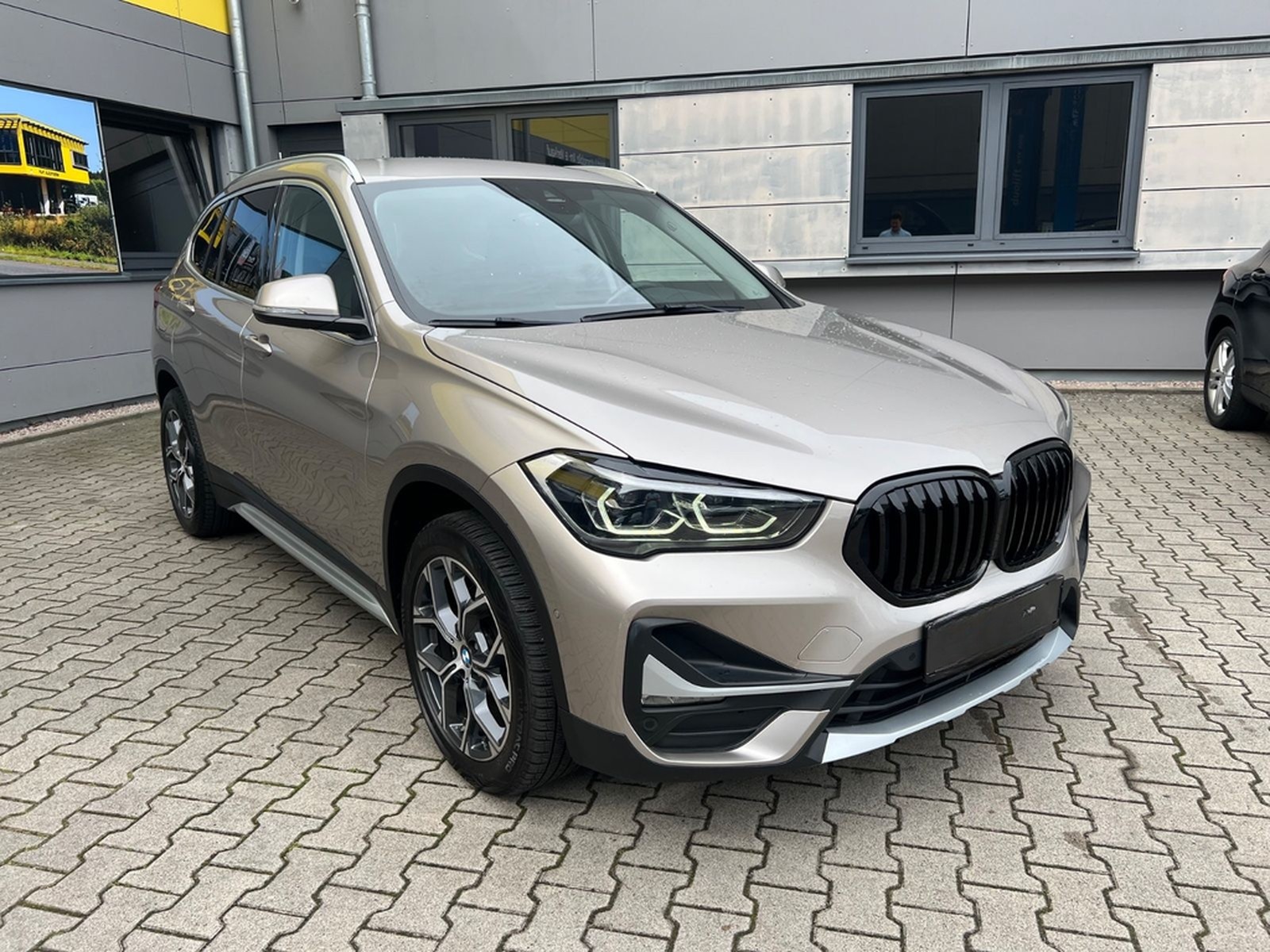BMW X1 Baureihe X1 xDrive 25/KAMERA/AHK/AUTOMATIK/ foto 8