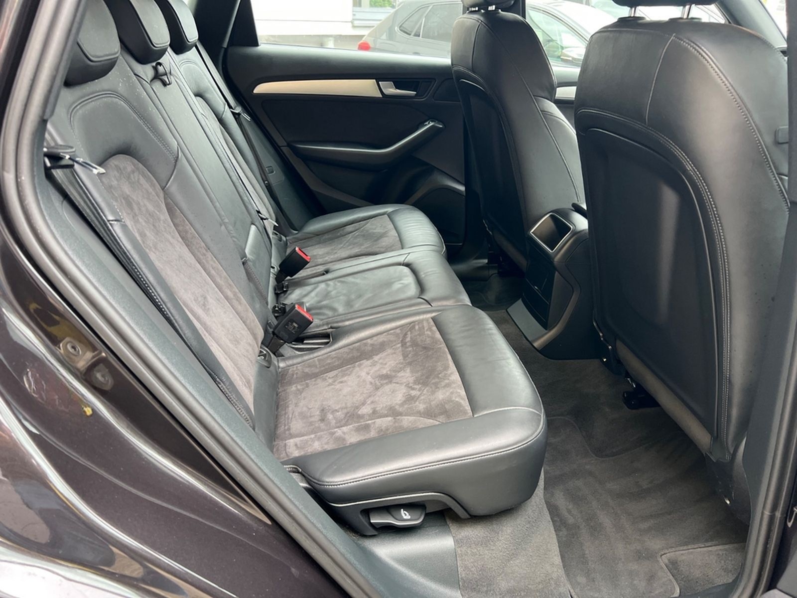 Audi SQ5 3.0 TDI/QUATTRO/AHK/AUTOMATIK/NAVI/BIXENON/ foto 24