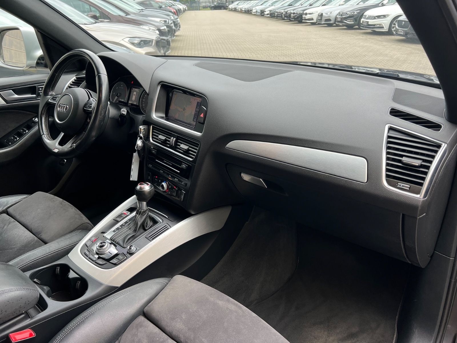 Audi SQ5 3.0 TDI/QUATTRO/AHK/AUTOMATIK/NAVI/BIXENON/ foto 28