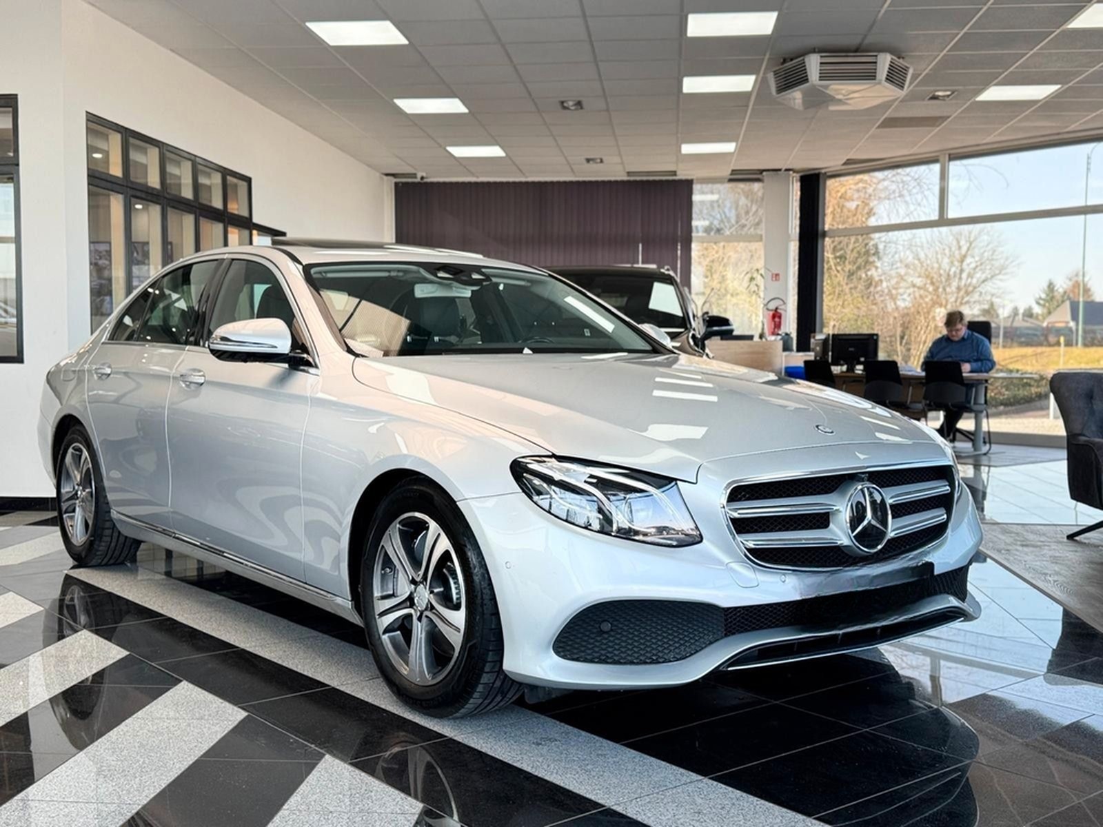 Mercedes-Benz E 350 d Lim."9G-TRONIC"AVANTGARDE"S.DACH"ACC"SHZ foto 2
