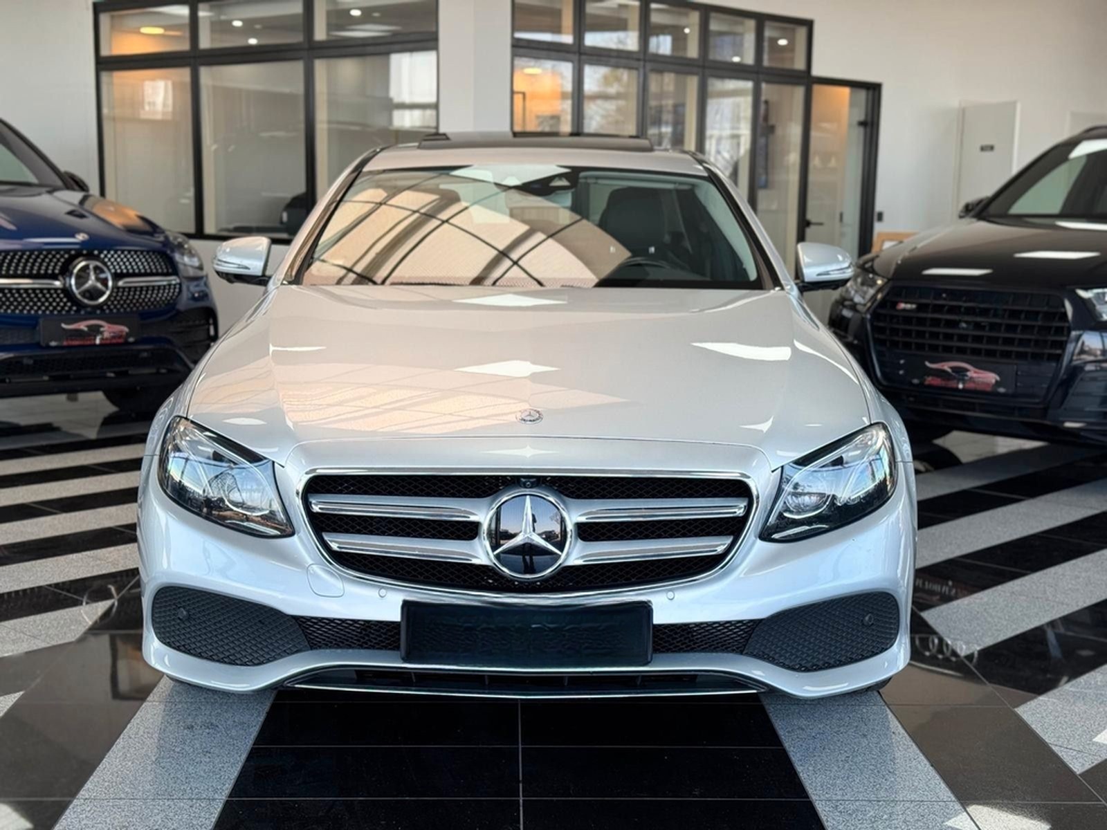 Mercedes-Benz E 350 d Lim."9G-TRONIC"AVANTGARDE"S.DACH"ACC"SHZ foto 3