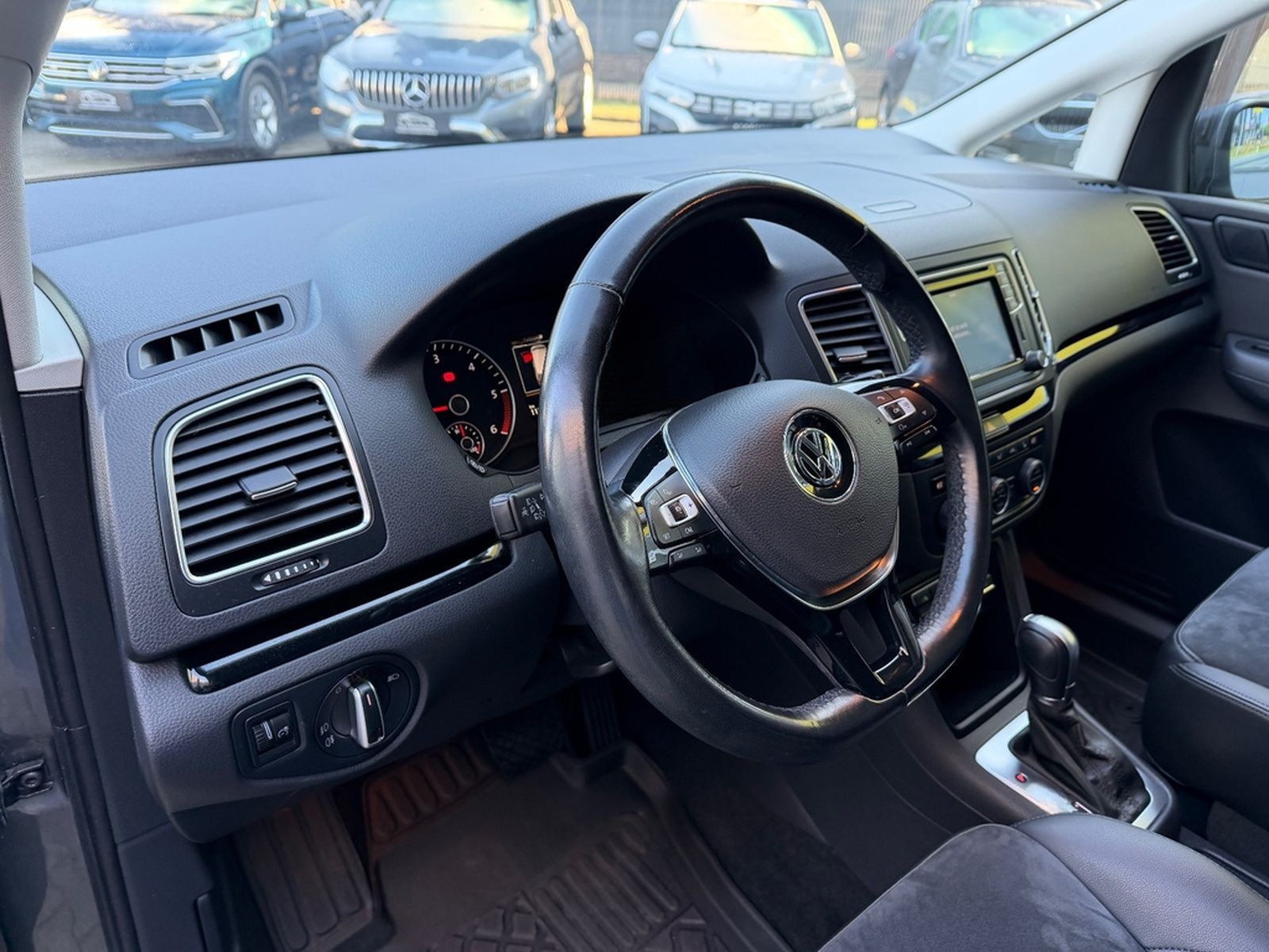 Volkswagen Sharan Highline/AUTOMATIK/XENON/KAMERA/FREISPREC foto 13
