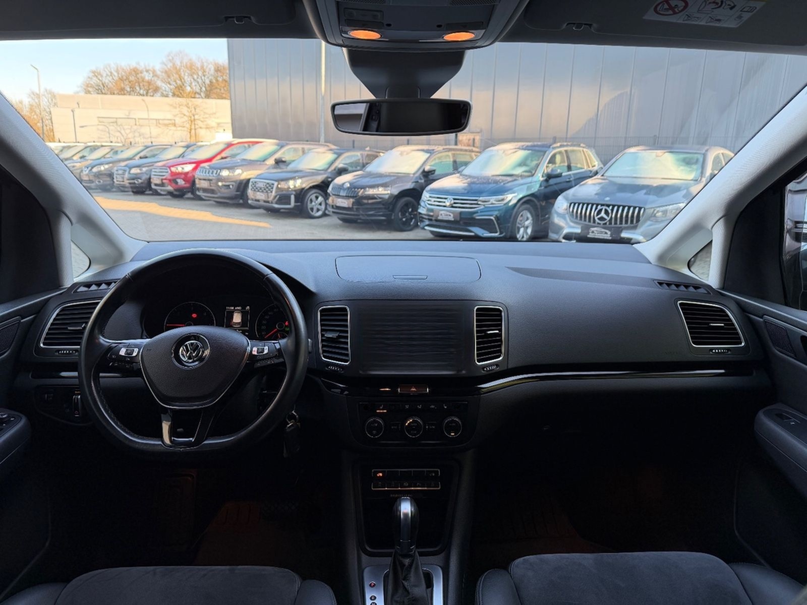 Volkswagen Sharan Highline/AUTOMATIK/XENON/KAMERA/FREISPREC foto 16