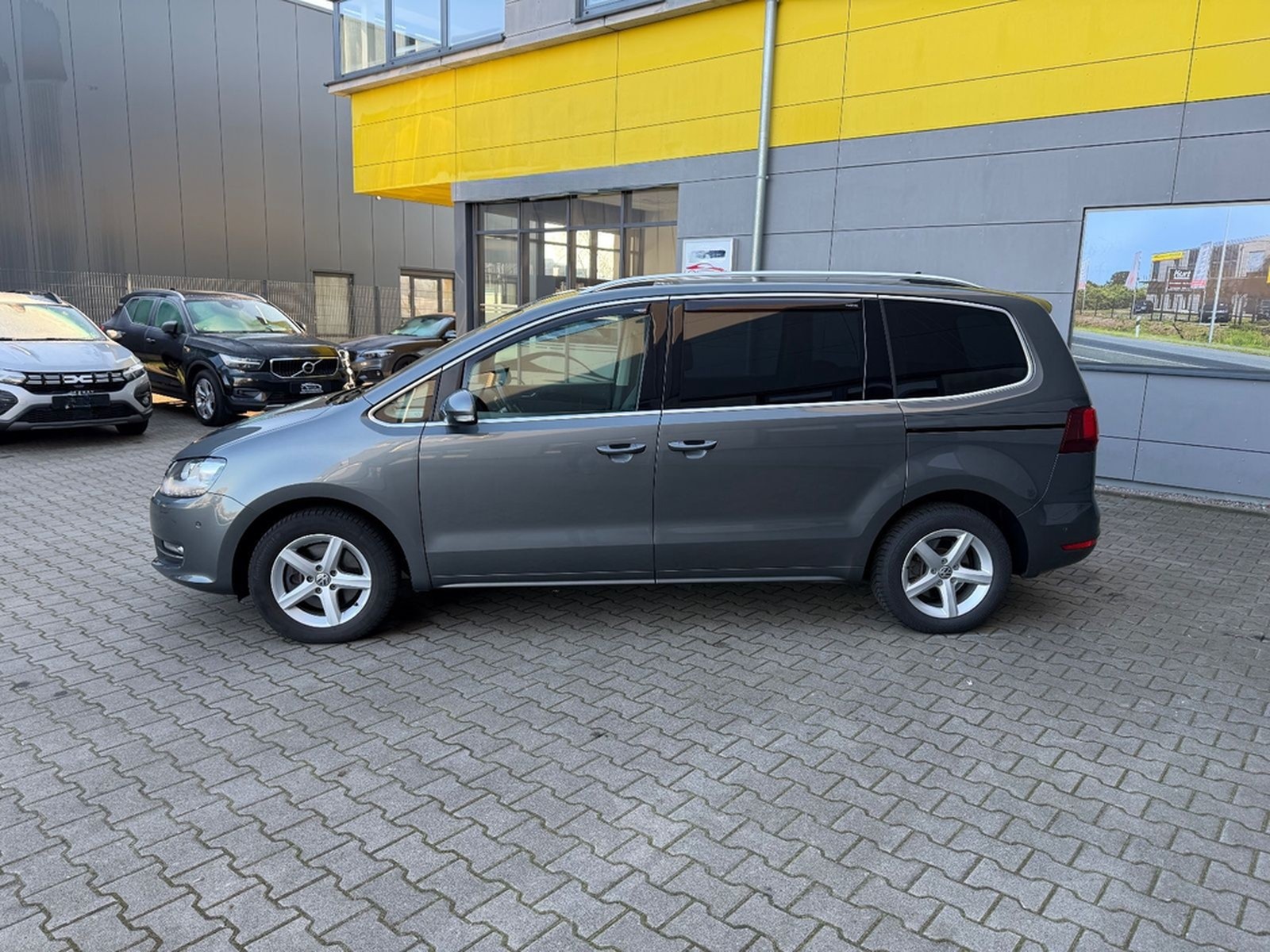 Volkswagen Sharan Highline/AUTOMATIK/XENON/KAMERA/FREISPREC foto 3