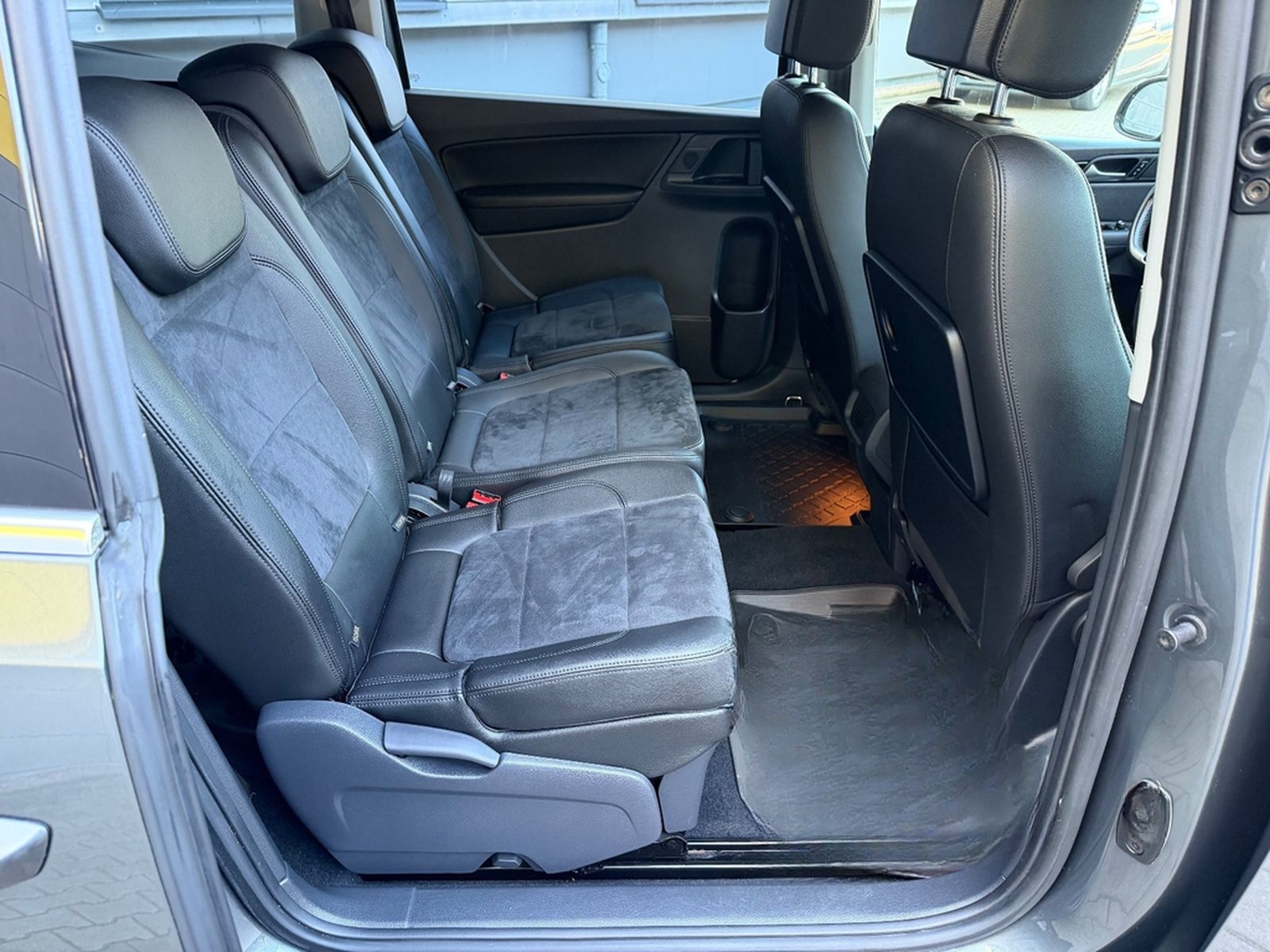 Volkswagen Sharan Highline/AUTOMATIK/XENON/KAMERA/FREISPREC foto 23