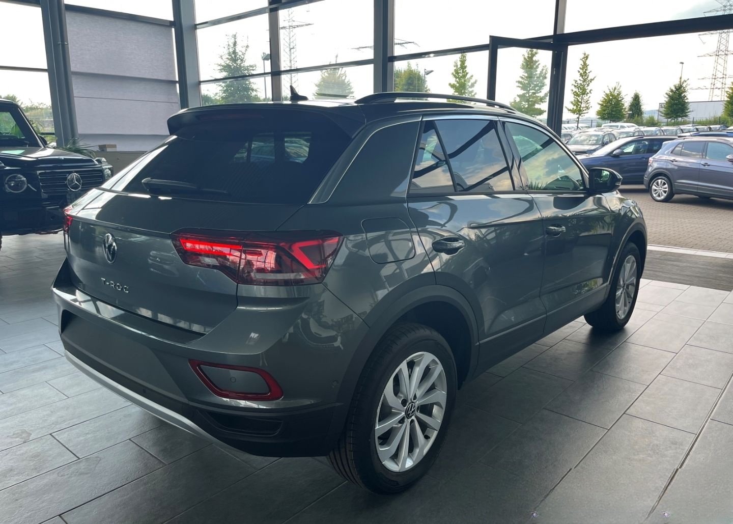 Volkswagen T-Roc Prime 1.5 TSI Navi Keyless LED Kamera ACC  foto 4