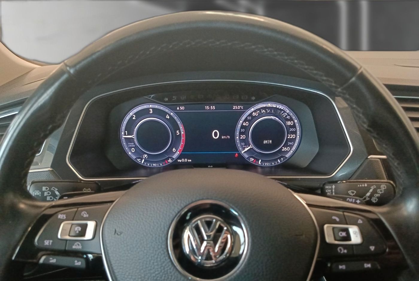 Volkswagen Tiguan 2.0 TDI Highline 4 Motion DSG LED*Navi*AC foto 11