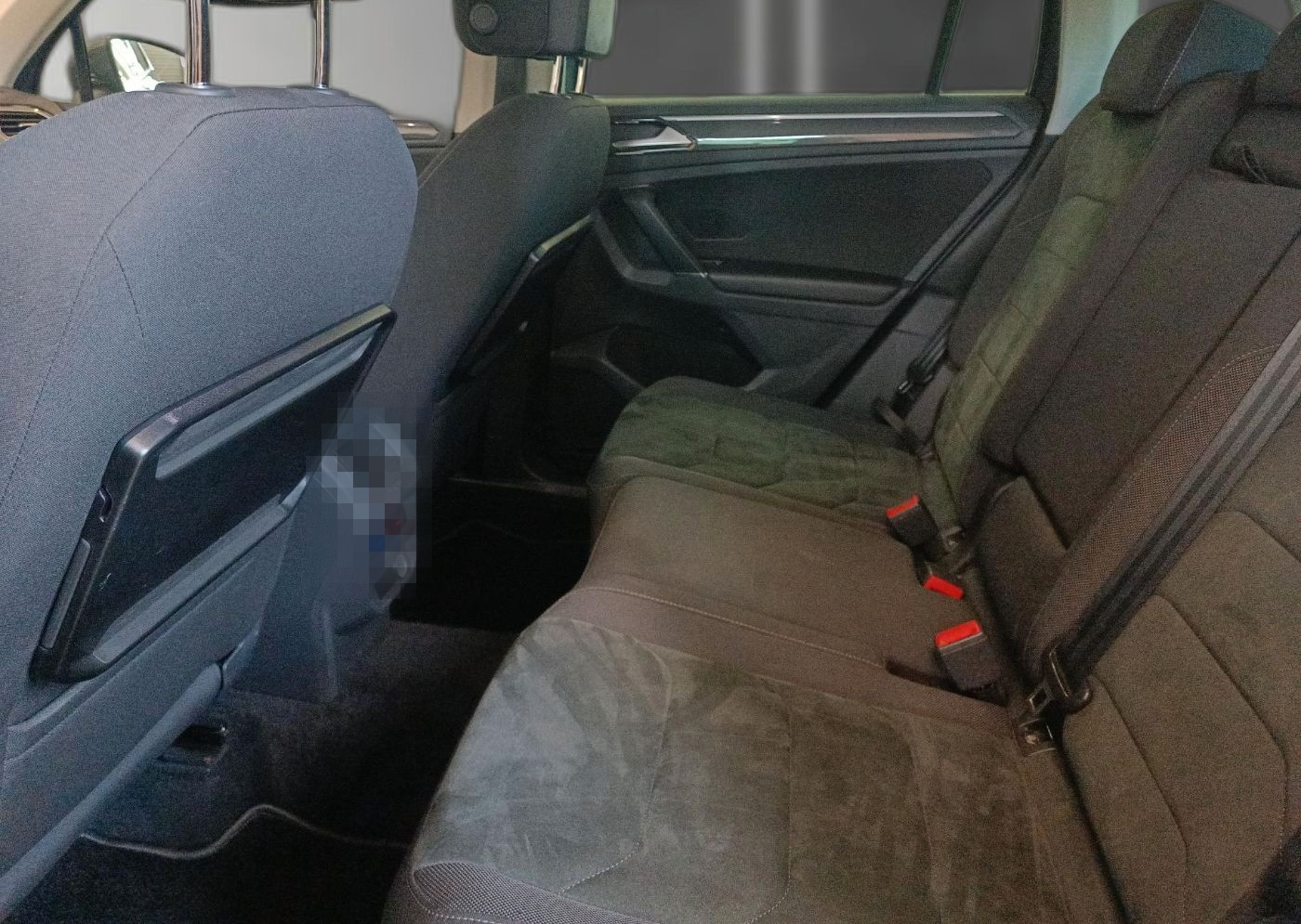 Volkswagen Tiguan 2.0 TDI Highline 4 Motion DSG LED*Navi*AC foto 17