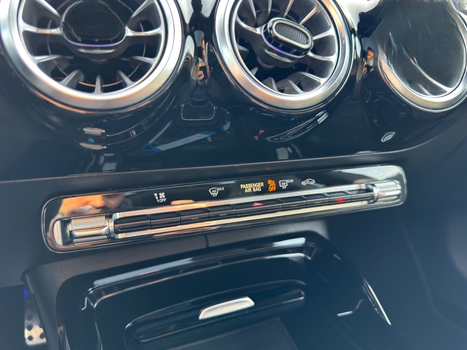 Mercedes-Benz CLA 45 S AMG *Drivers Package*DISTR*PANO*NIGHT* foto 21