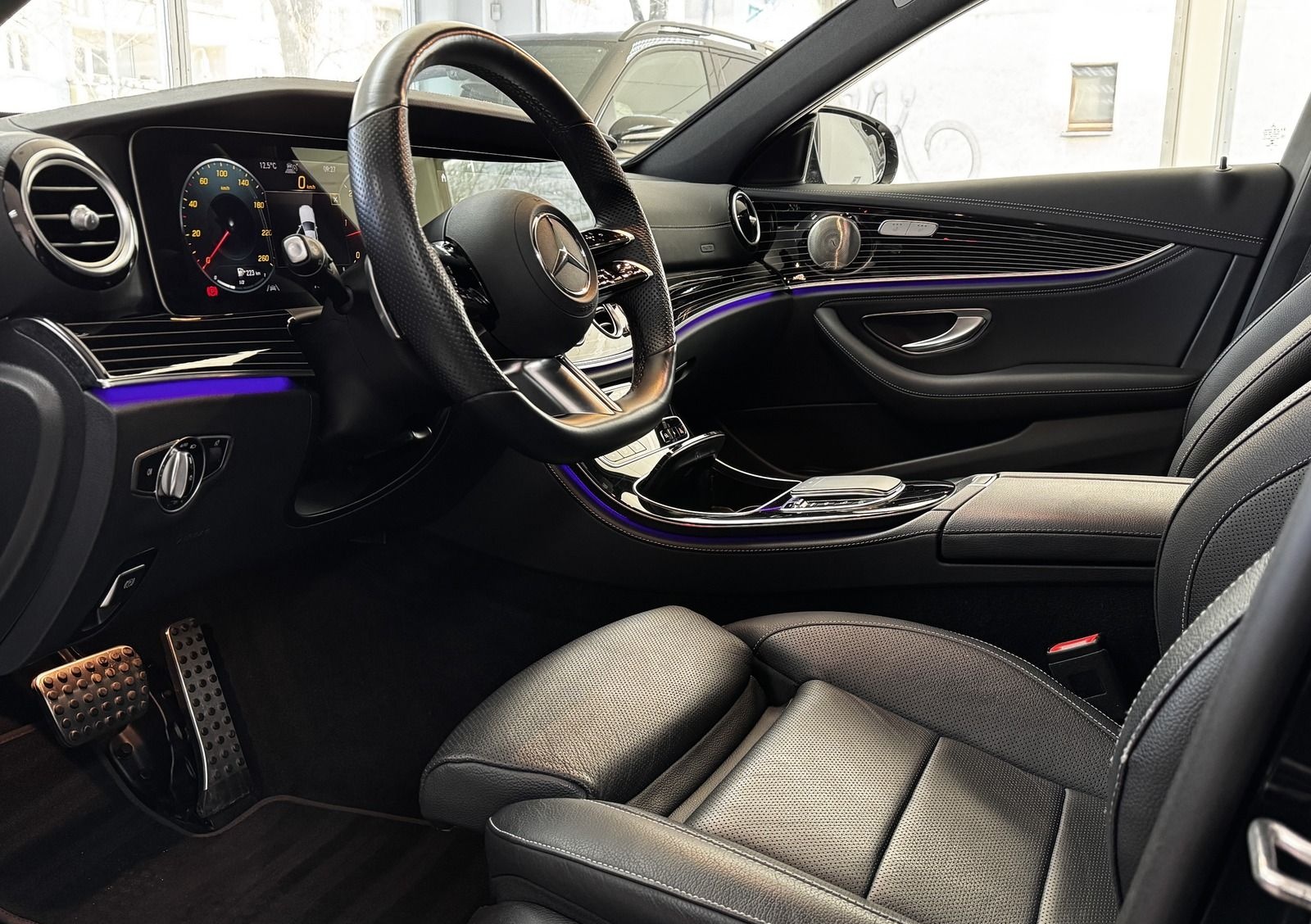 Mercedes-Benz E 400 d 4M AMG NIGHT 360° HUD PANO LÜFTG BURMESS foto 11