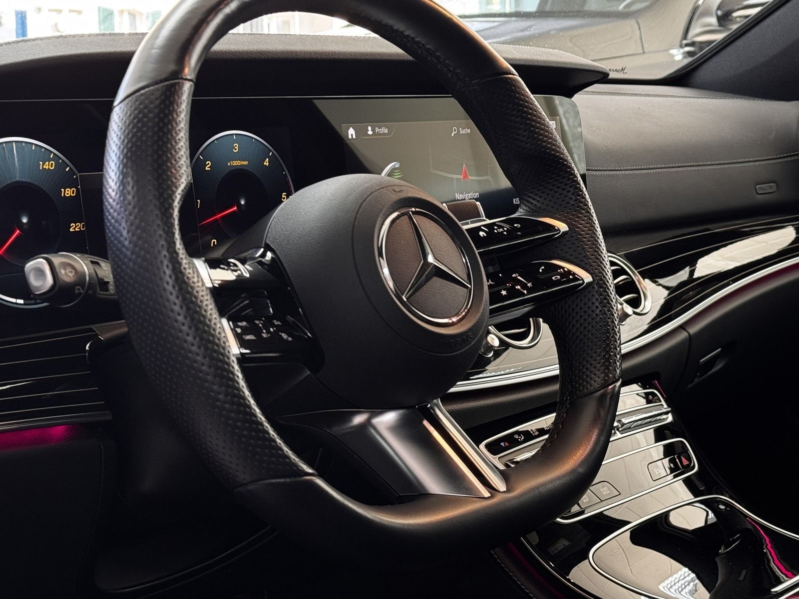 Mercedes-Benz E 400 d 4M AMG NIGHT 360° HUD PANO LÜFTG BURMESS foto 13