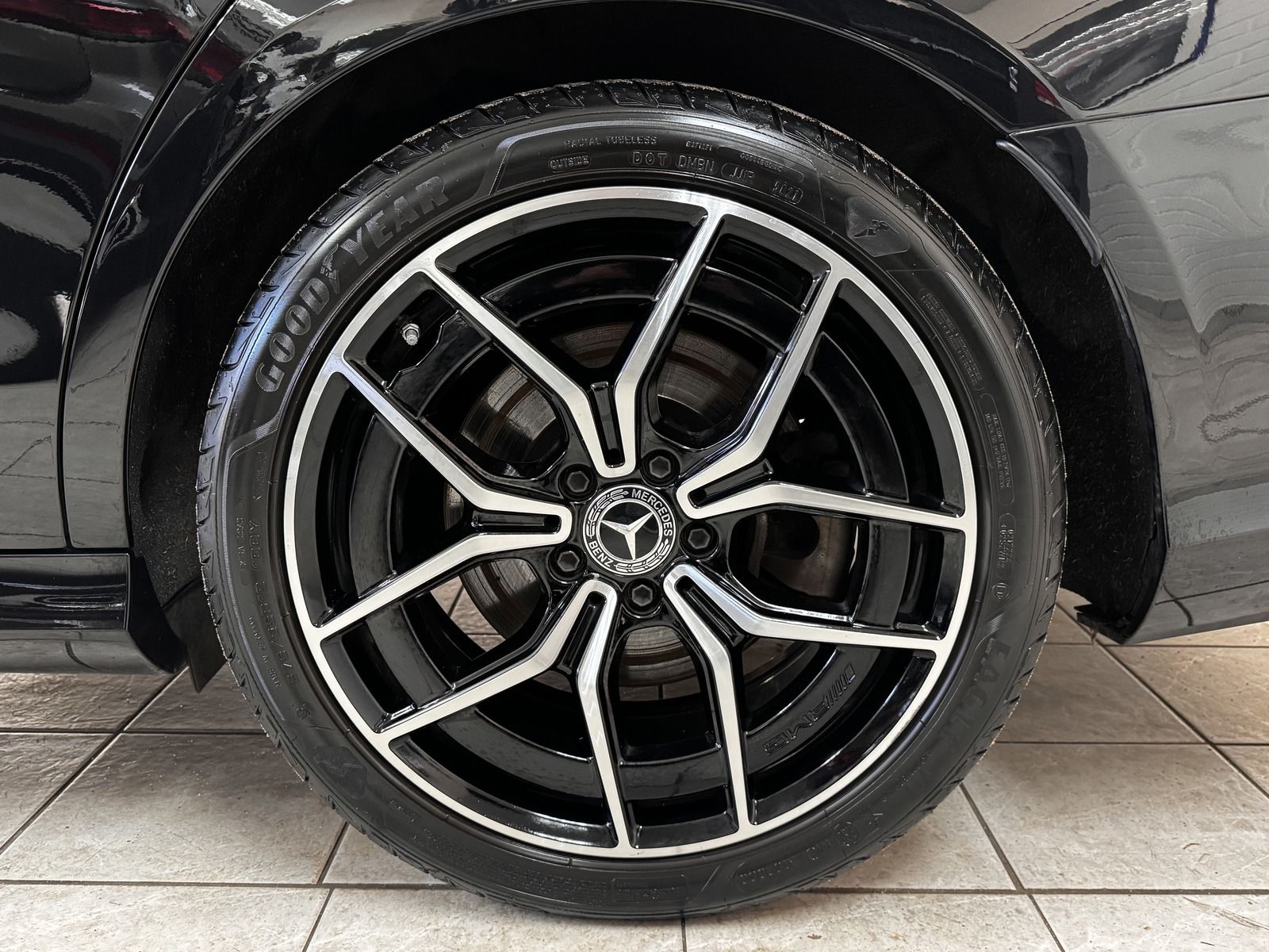 Mercedes-Benz E 400 d 4M AMG NIGHT 360° HUD PANO LÜFTG BURMESS foto 8