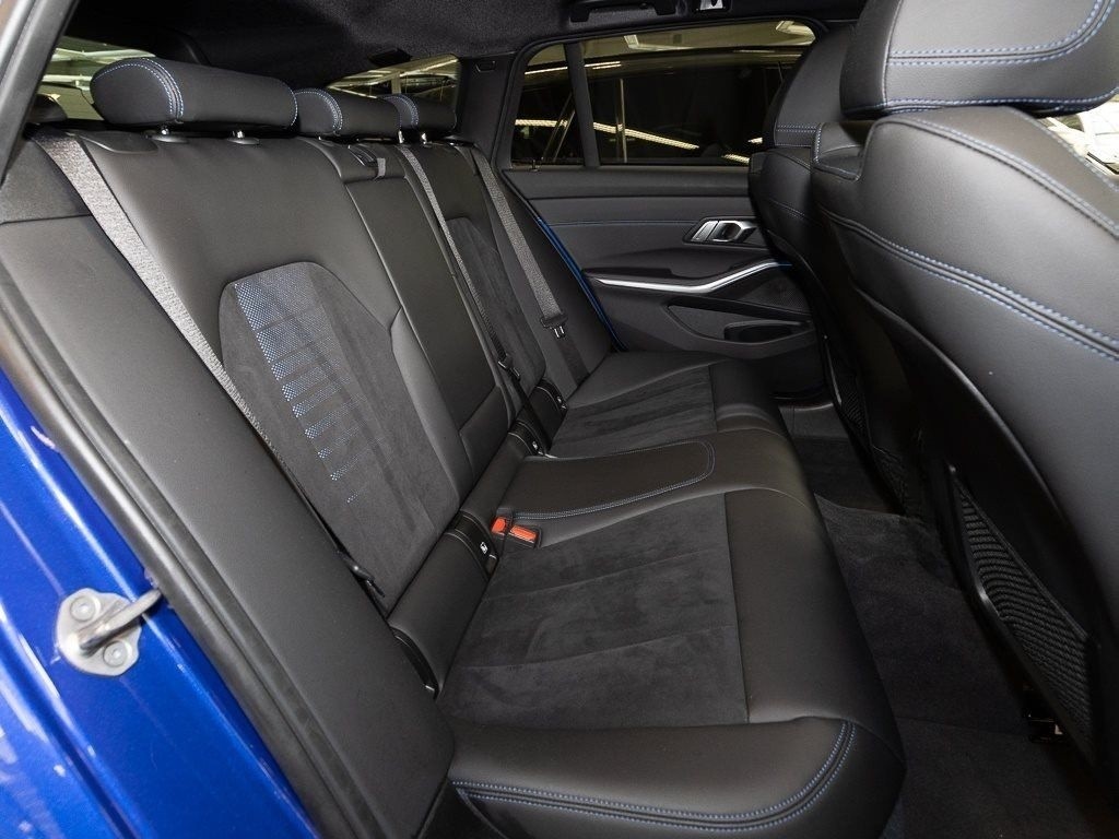 BMW 330e xDrive A M Sport HiFi DAB WLAN Pano.Dach foto 13