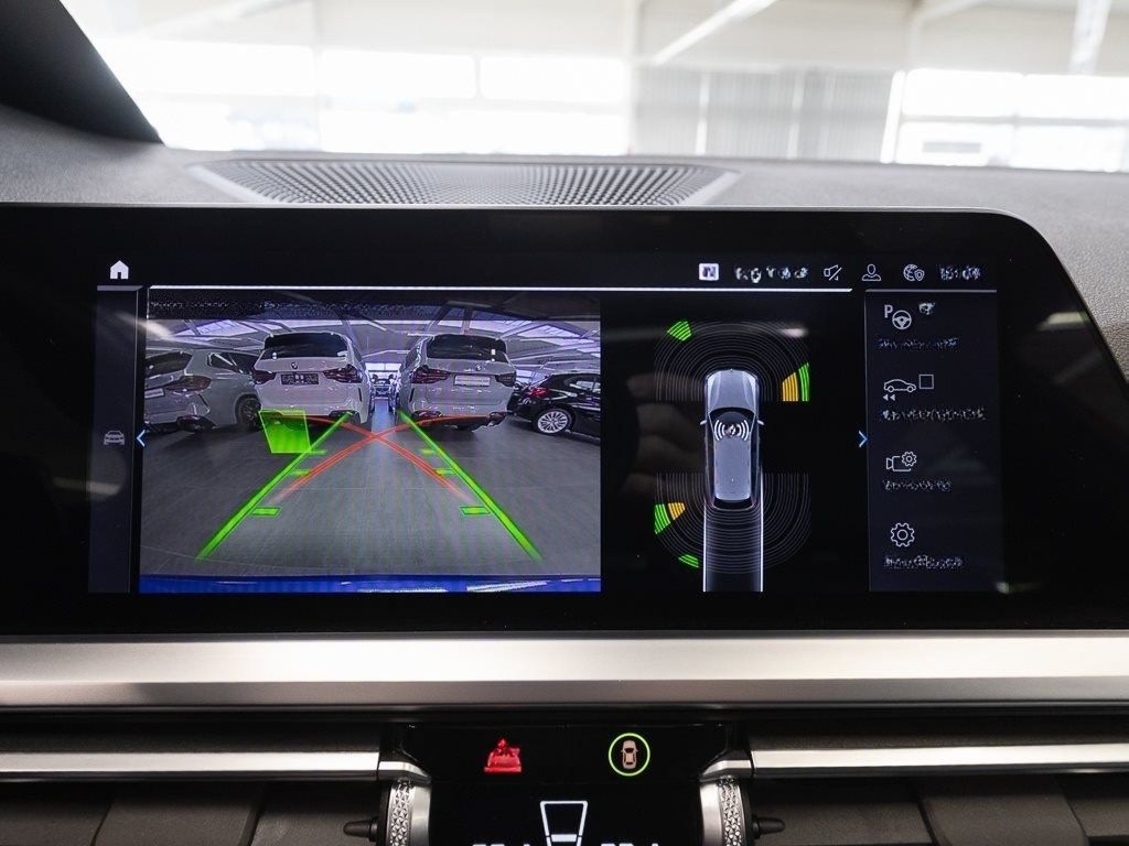 BMW 330e xDrive A M Sport HiFi DAB WLAN Pano.Dach foto 9