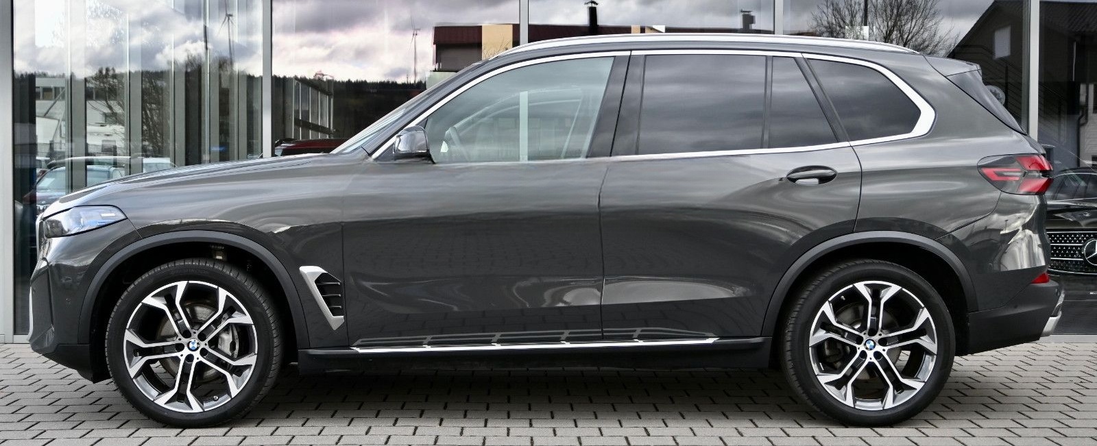 BMW X5 xDr30d °UVP 125.440€°MASSAGE°LUFT°STHZG°TRITT foto 2