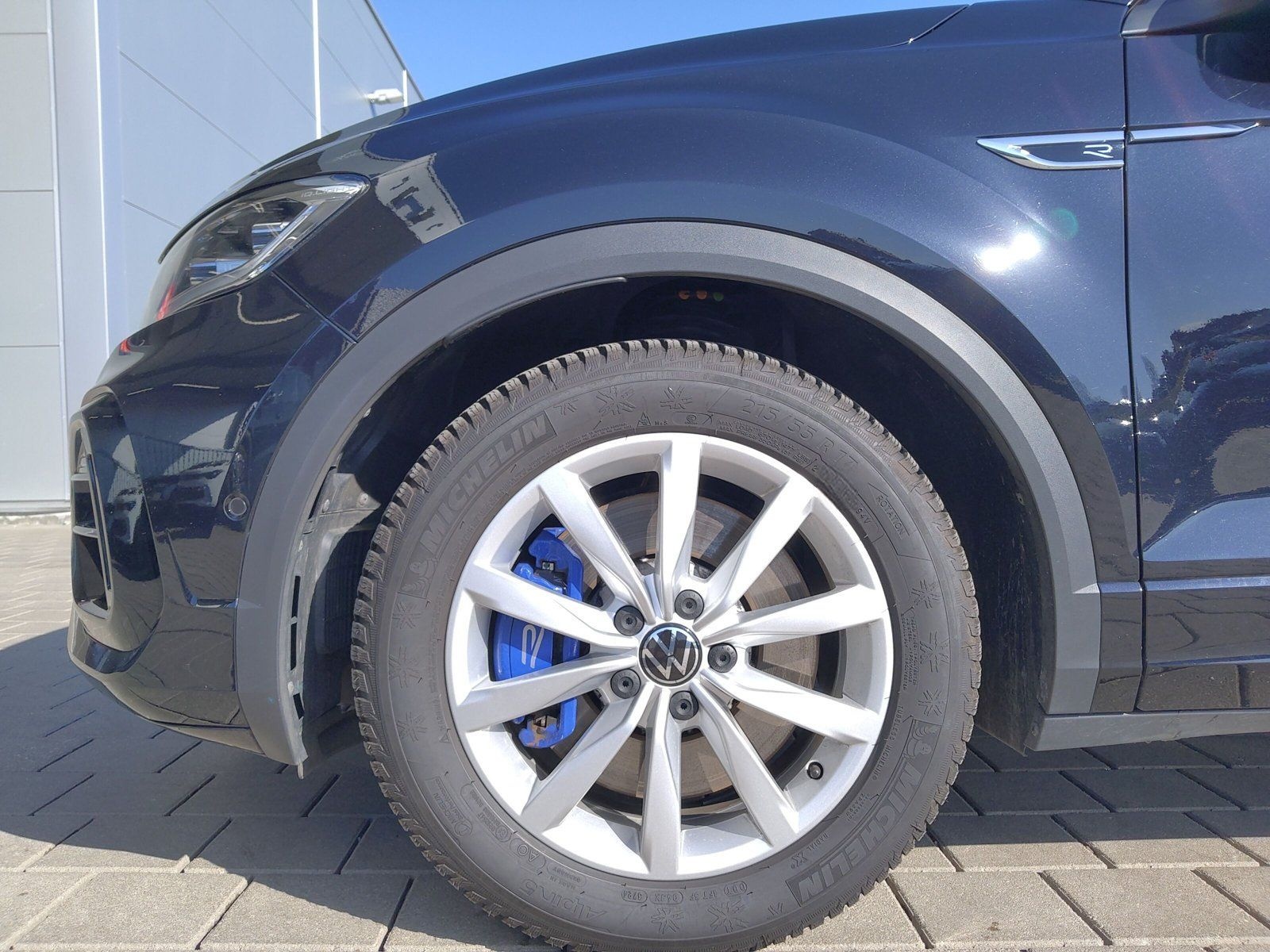 Volkswagen T-Roc R *Sonderleasing* AKRAPOVIC AHK Pano DCC foto 9