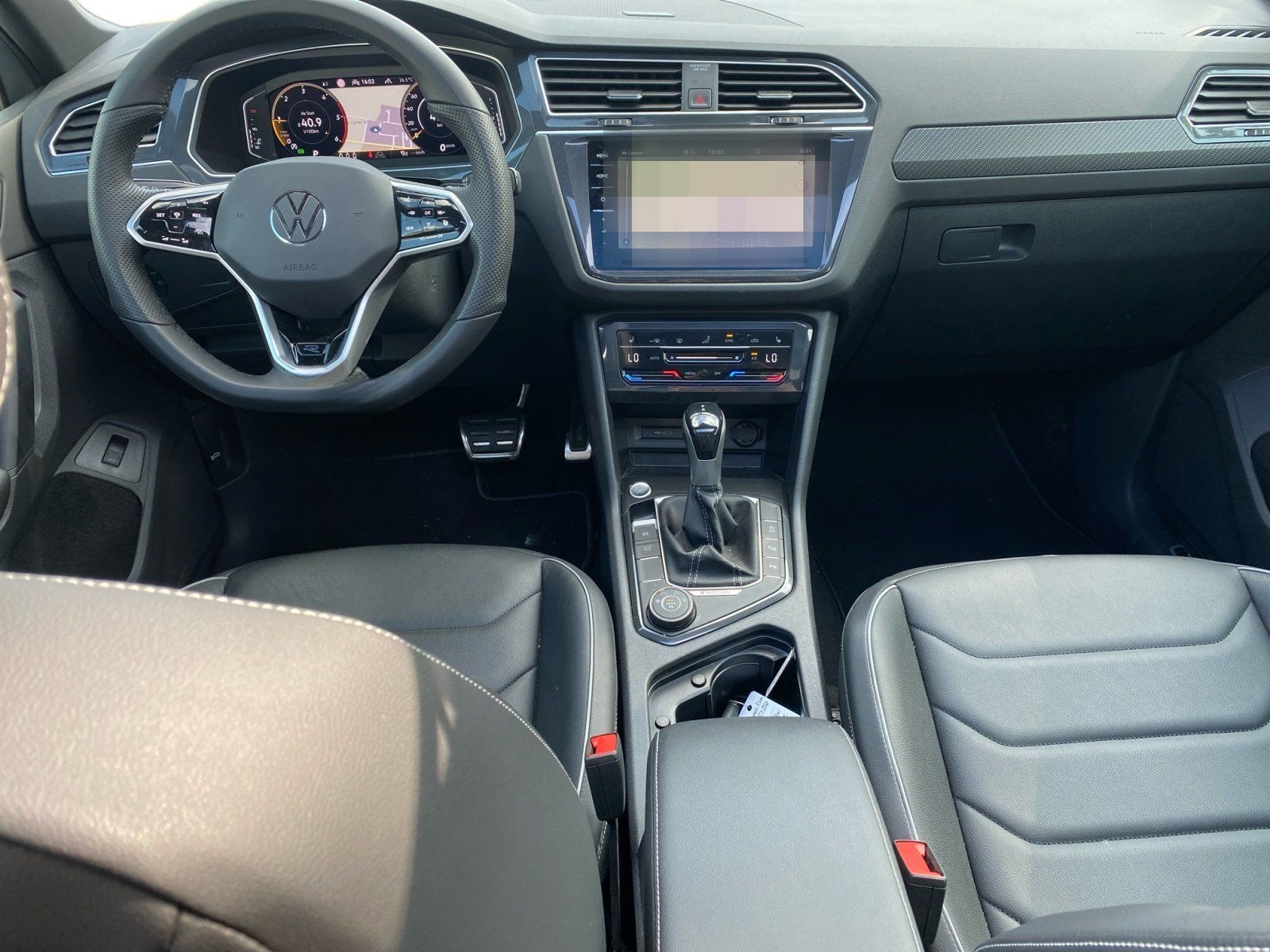 Volkswagen Tiguan R-Line 2.0 TDI DSG 4M+Pano+Navi+Matrix foto 11