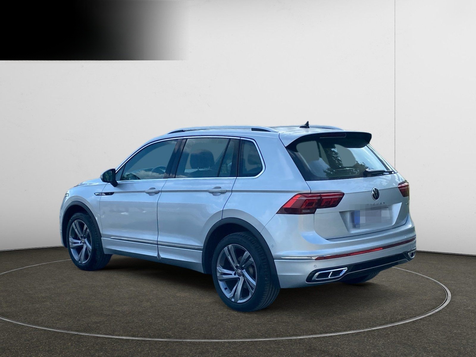 Volkswagen Tiguan R-Line 2.0 TDI DSG 4M+Pano+Navi+Matrix foto 4