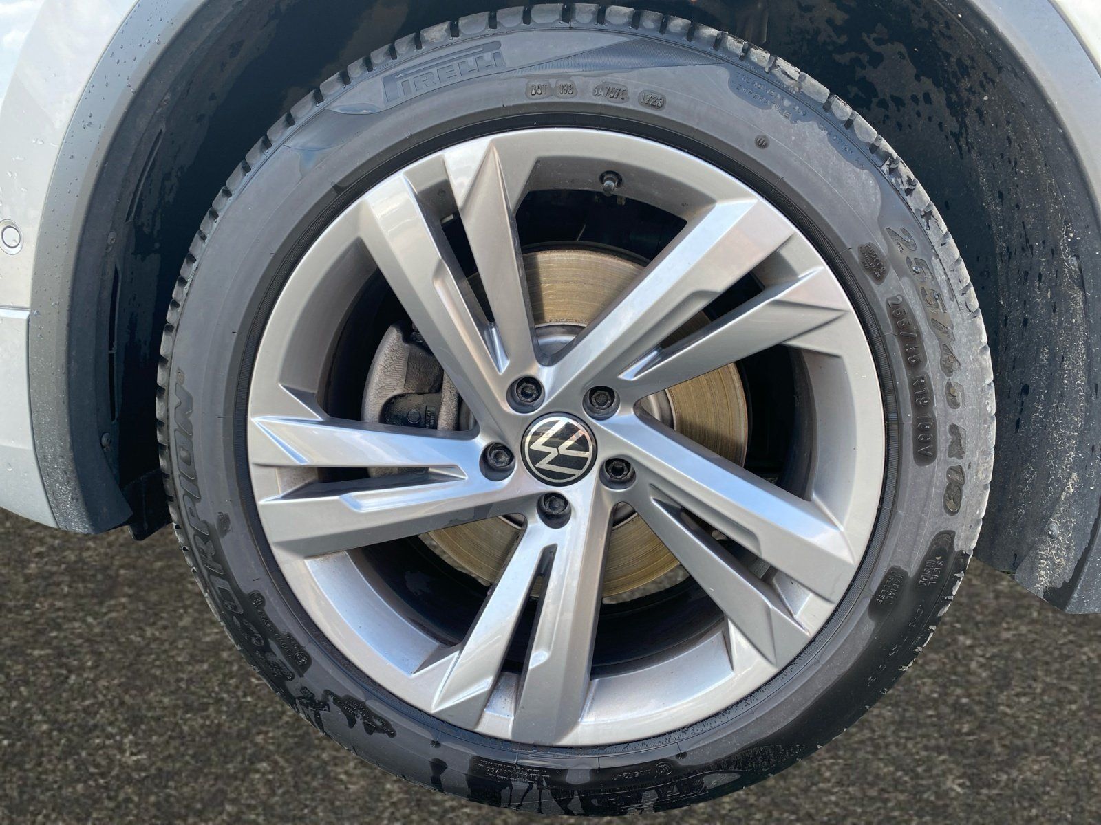 Volkswagen Tiguan R-Line 2.0 TDI DSG 4M+Pano+Navi+Matrix foto 7