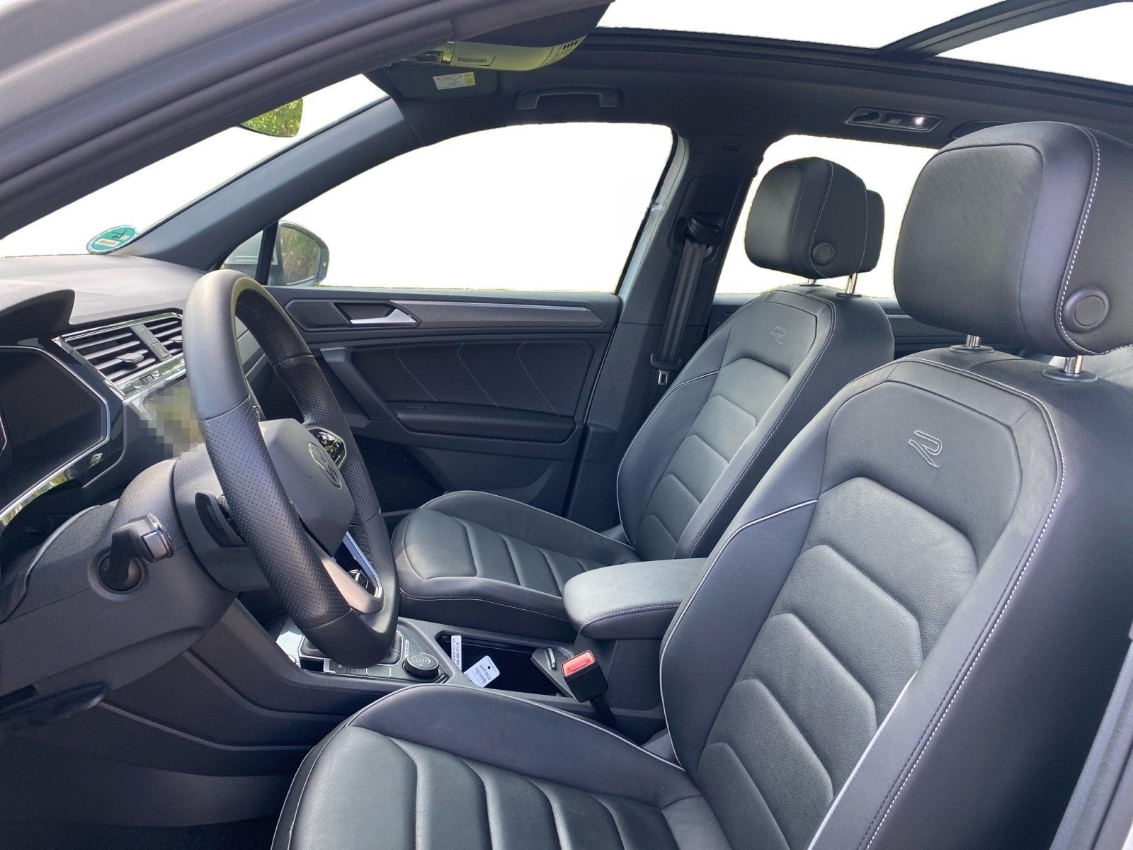 Volkswagen Tiguan R-Line 2.0 TDI DSG 4M+Pano+Navi+Matrix foto 8