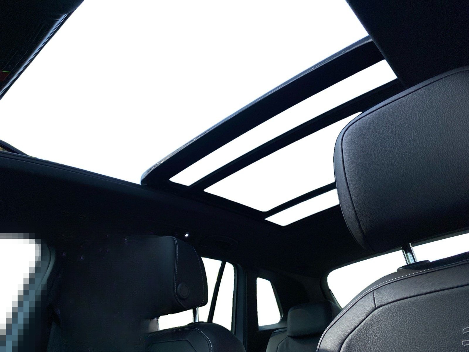 Volkswagen Tiguan R-Line 2.0 TDI DSG 4M+Pano+Navi+Matrix foto 10