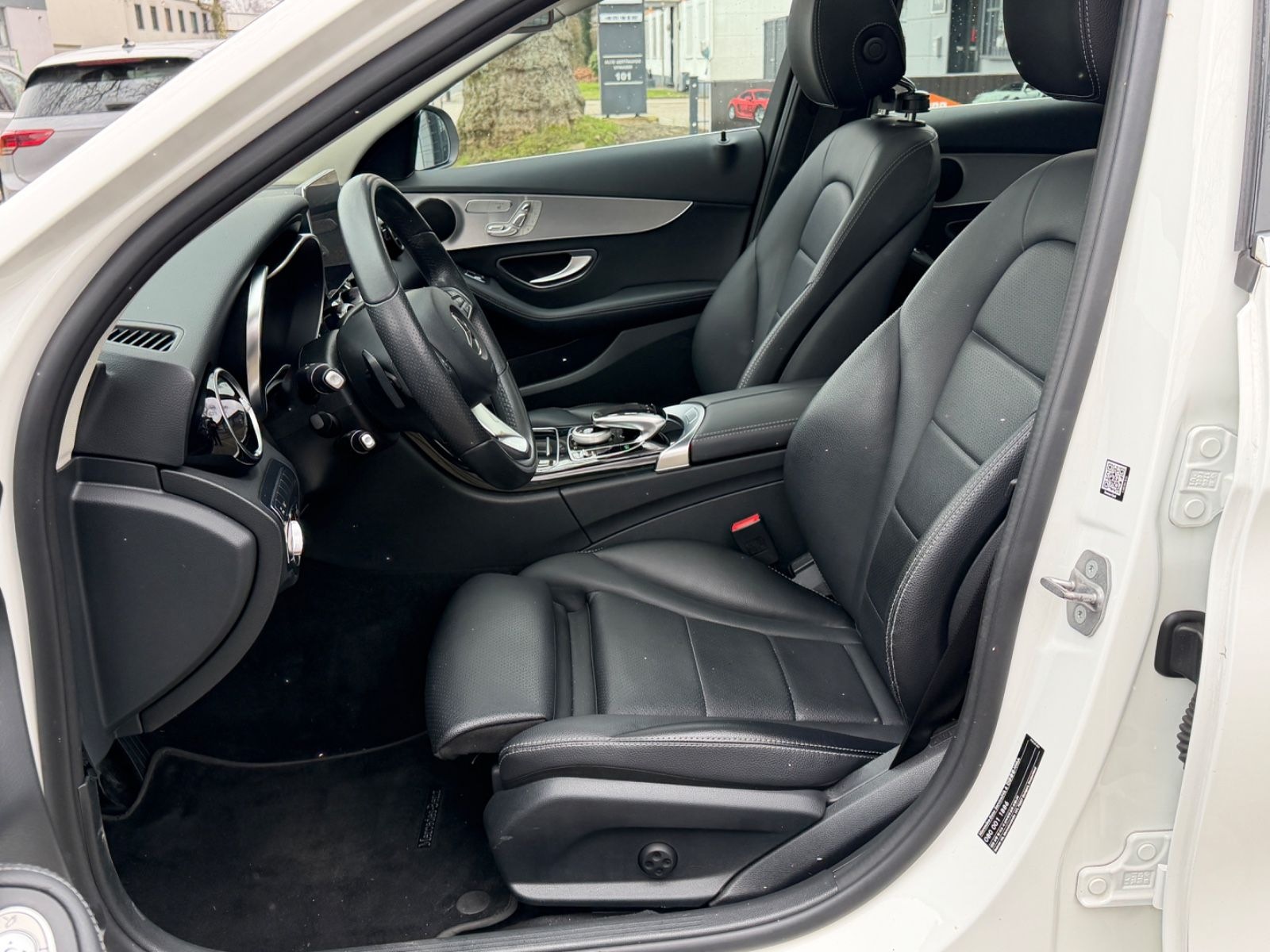 Mercedes-Benz C 220 BlueTec / d-*LED*HEAD-UP*LEDER*KAMERA foto 15