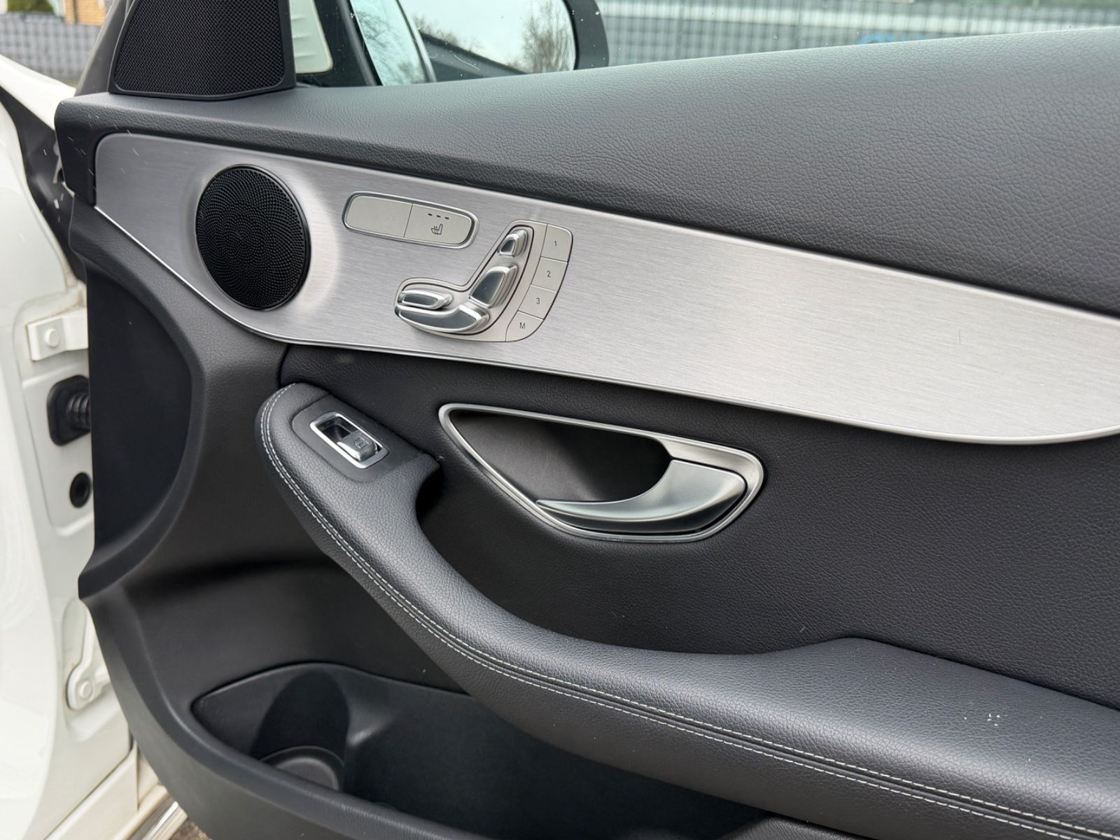 Mercedes-Benz C 220 BlueTec / d-*LED*HEAD-UP*LEDER*KAMERA foto 17