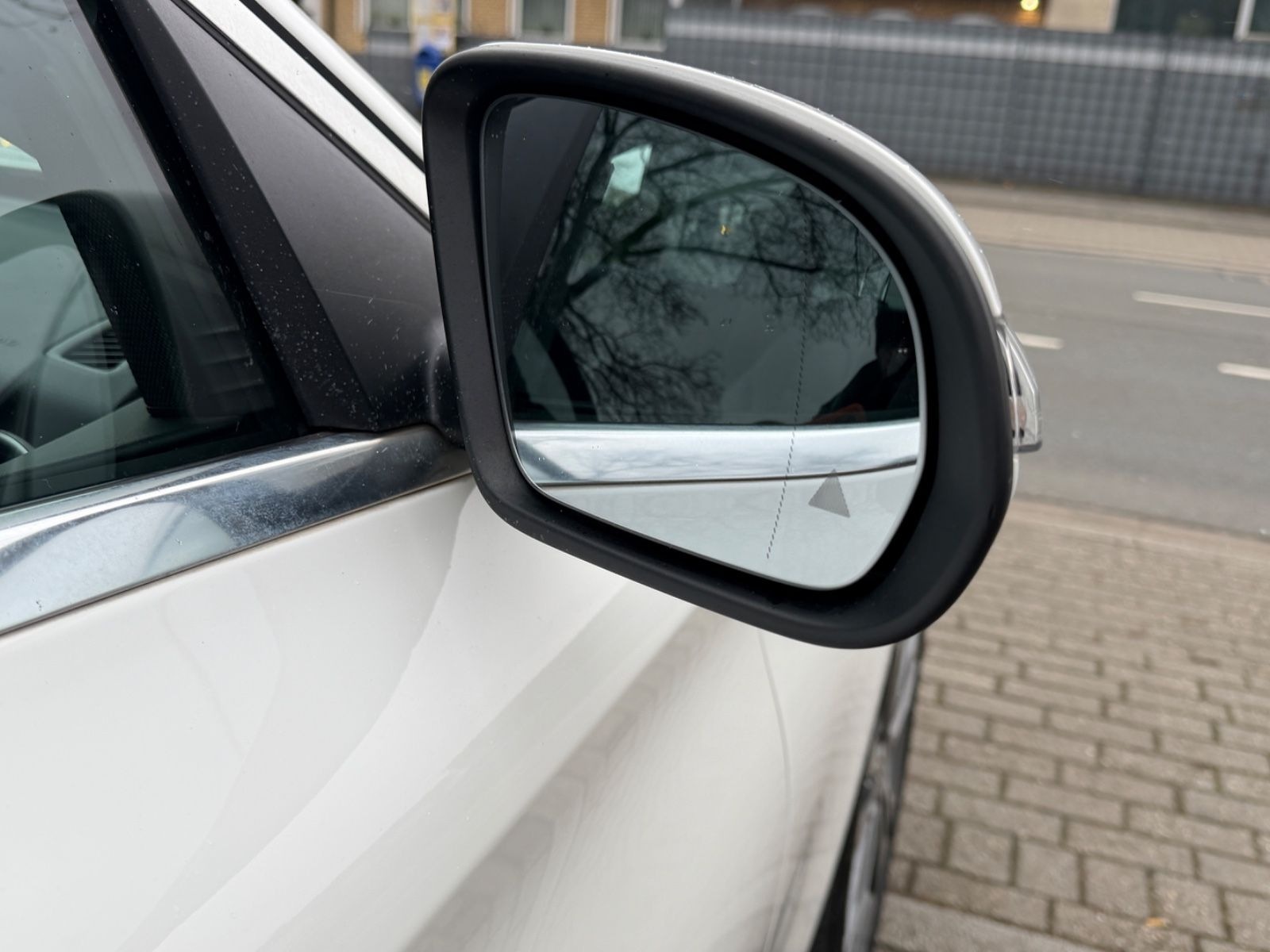 Mercedes-Benz C 220 BlueTec / d-*LED*HEAD-UP*LEDER*KAMERA foto 19