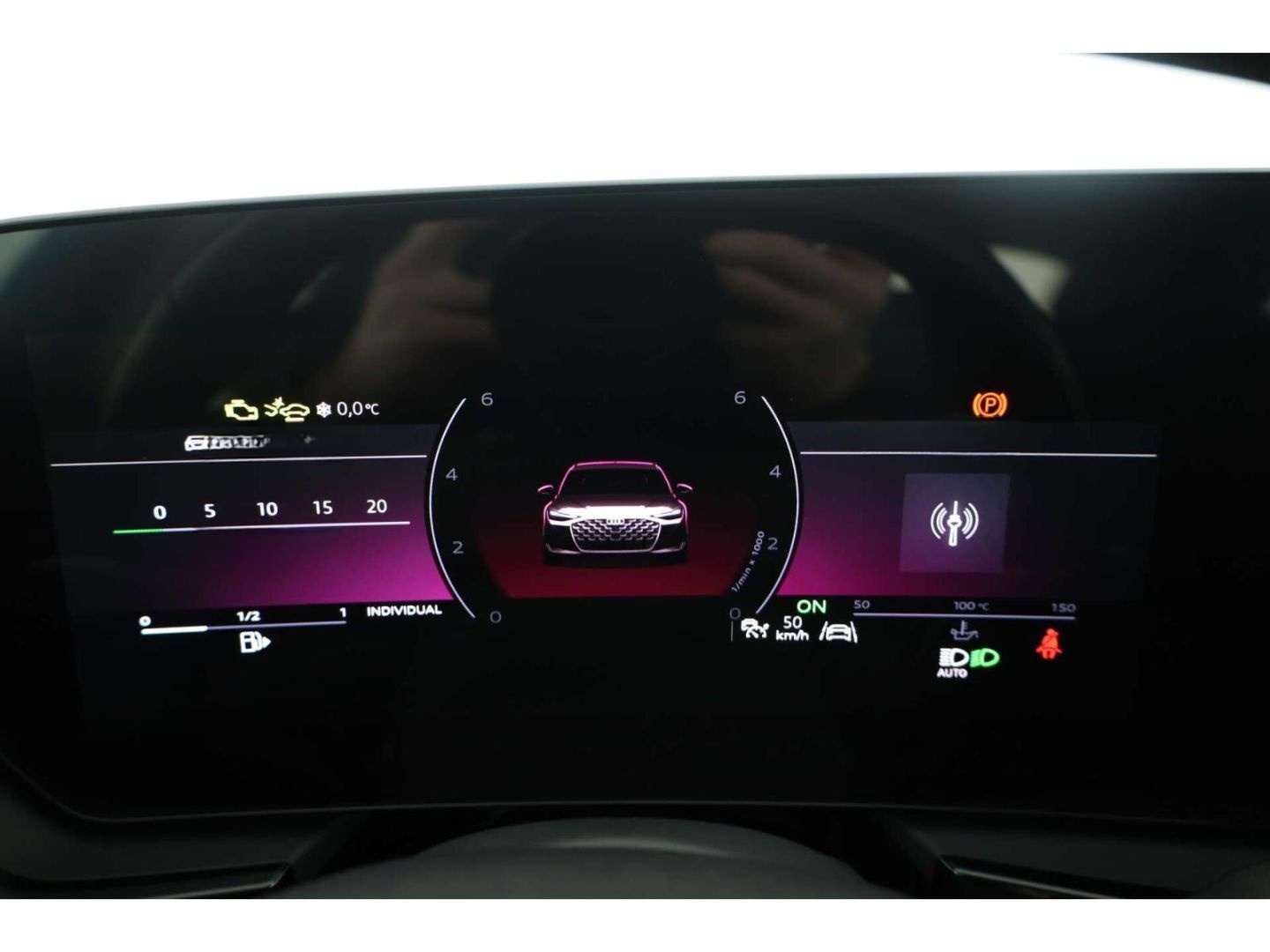 Audi A6 Avant TDI quattro AHK/P-Dach/Bei.Dis/360/19'' foto 13