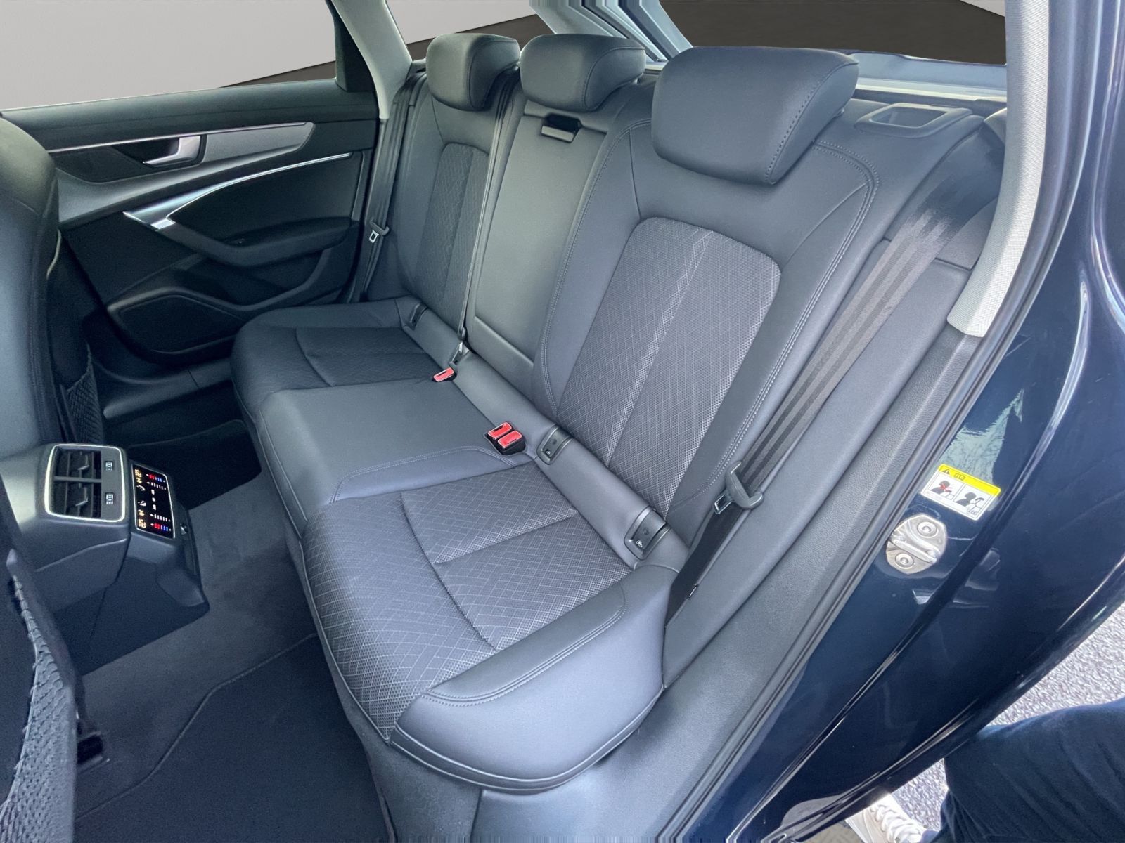 Audi A6 Avant 45 TDI qu. Matrix AHK Luftfahr. Kamera foto 19