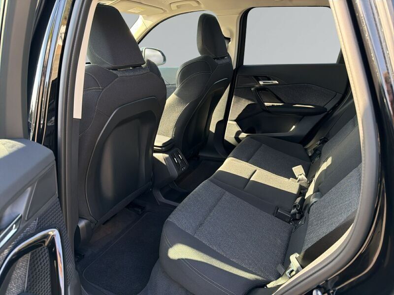BMW iX1 eDrive20 *AHK.PGSD.HUD.SPORTSITZE.ACC* foto 10