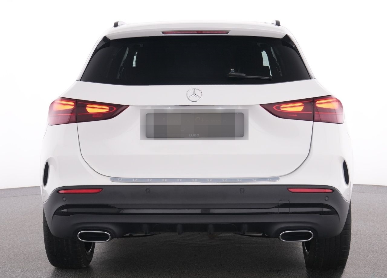 Mercedes-Benz GLA 200 AMG+Pano+Night+LED+19+KeyG+EHeck+RFK+PTS foto 16
