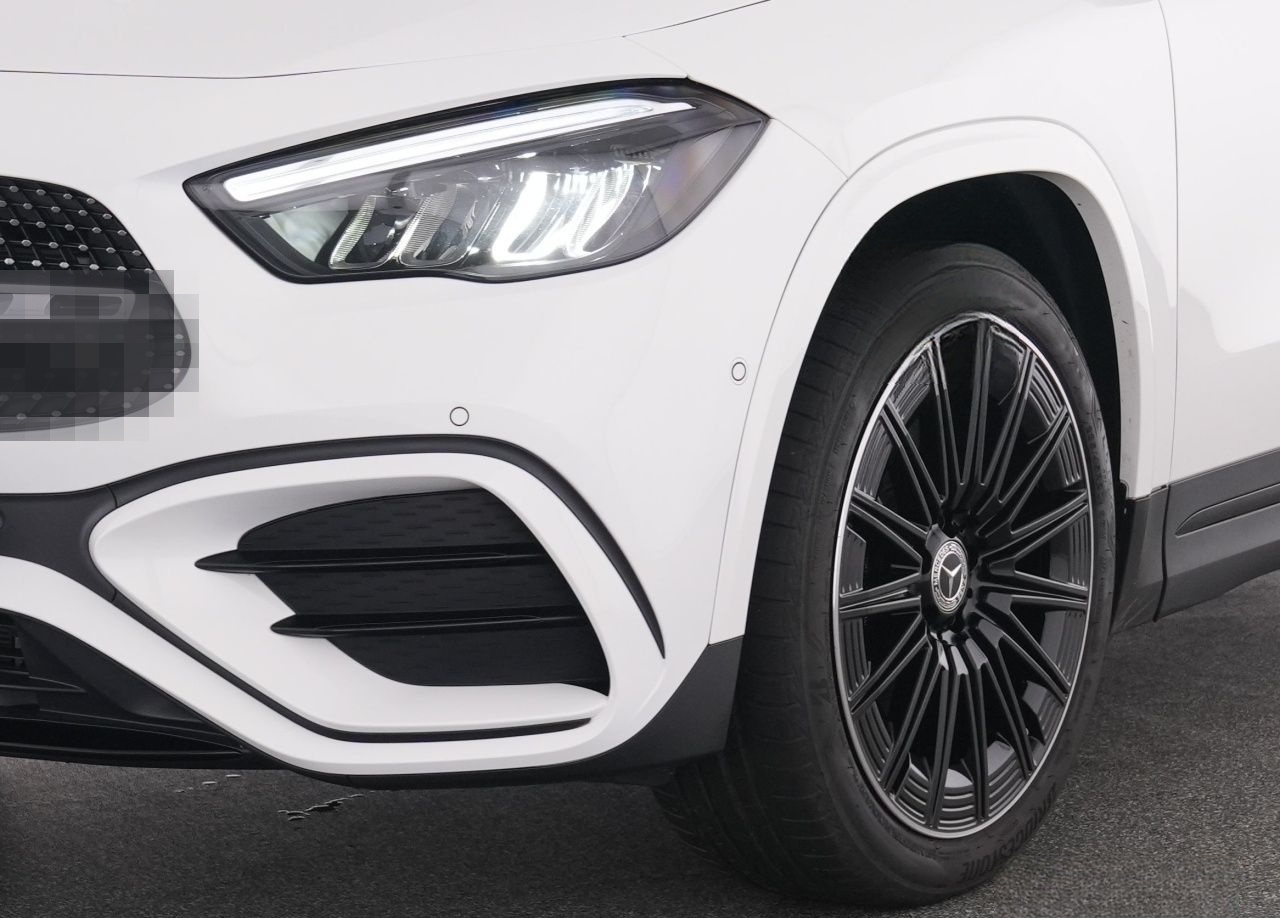 Mercedes-Benz GLA 200 AMG+Pano+Night+LED+19+KeyG+EHeck+RFK+PTS foto 9