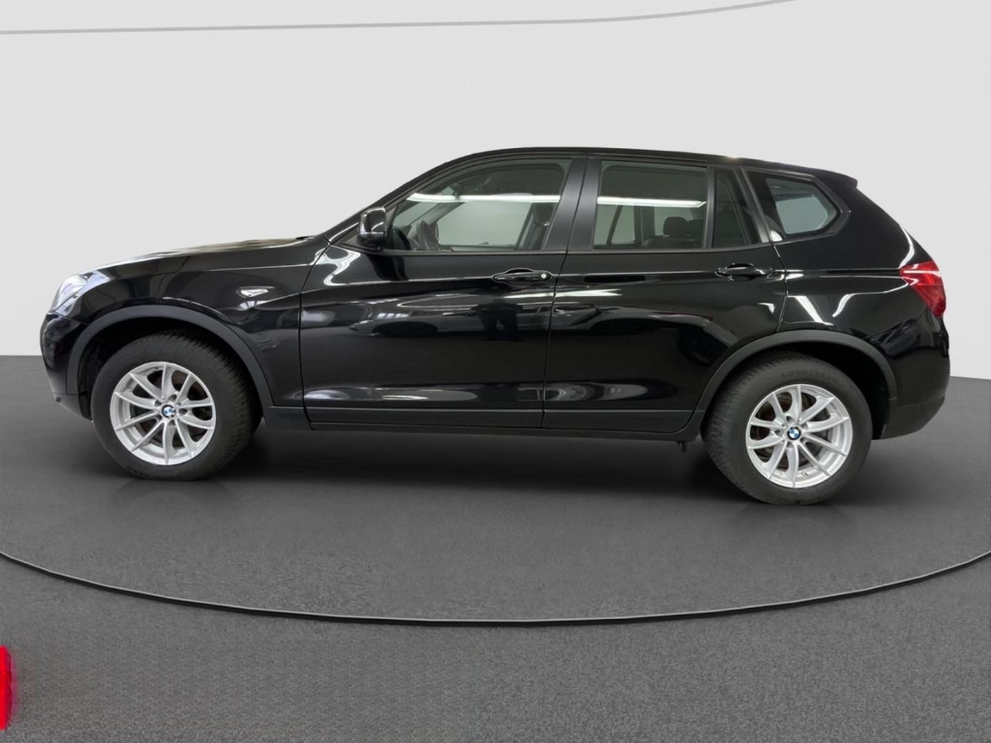 BMW X3 2.0d xDrive AB 290EUR AHK 1.HAND NAVI HK PDC foto 4