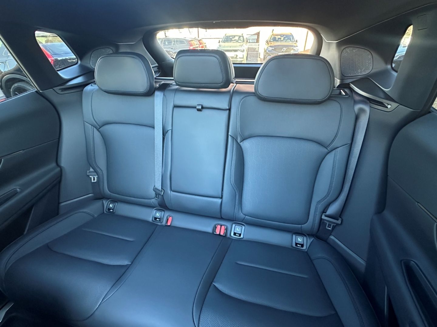 Lynk&Co 08 Core 1.5 T PHEV 257 KW El. Panodach Navi Lede foto 20