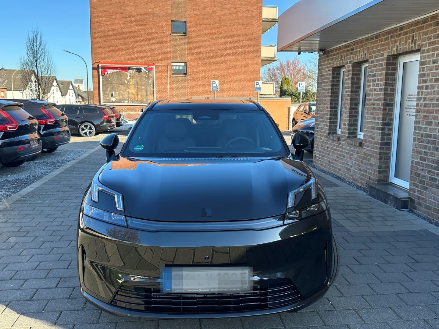 Lynk&Co 08 Core 1.5 T PHEV 257 KW El. Panodach Navi Lede foto 3