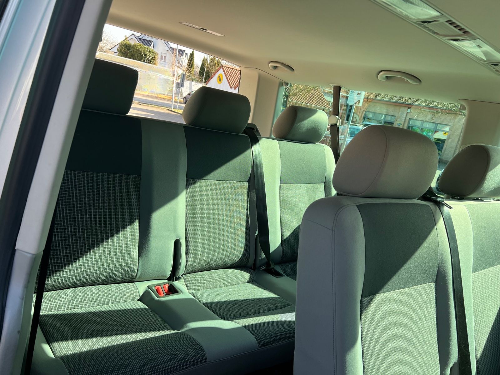 Volkswagen T5 Caravelle 2,0 lang 9xSitzer Standhz.  AHK EU5 foto 23